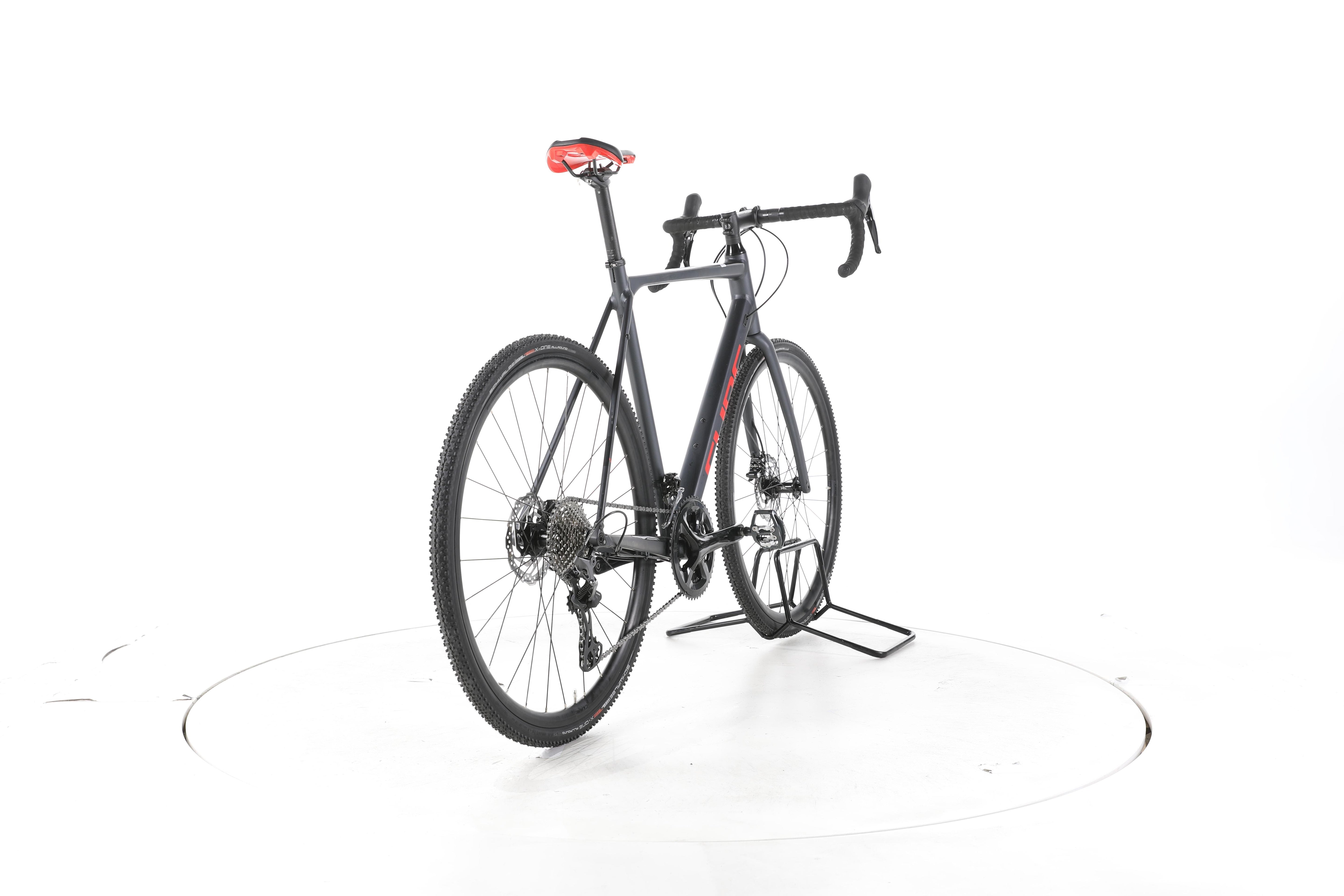 Cube Cross Race C:62 Pro Gravelbike - Image 11