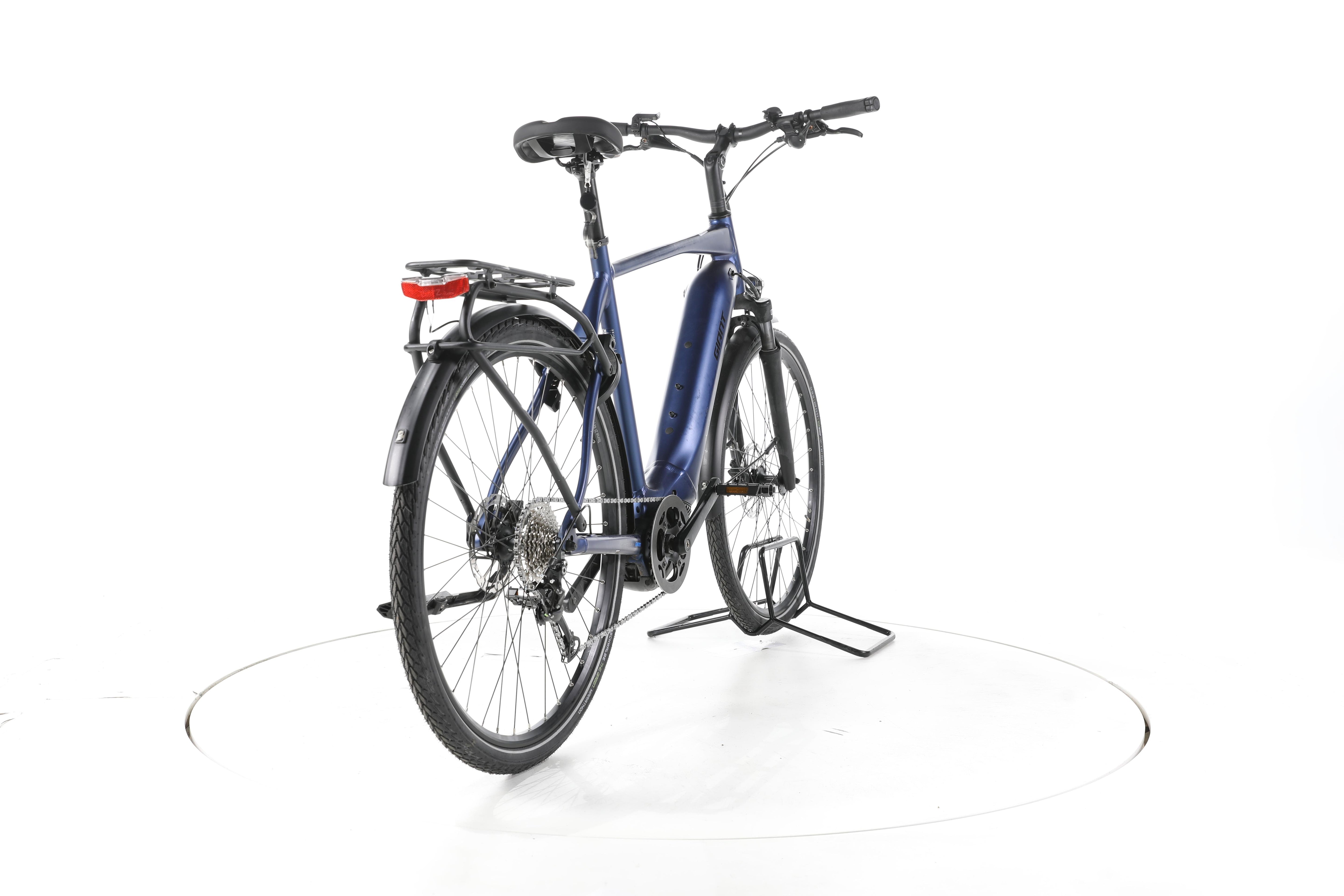 Giant Explore E+ 2 GTS Trekking E-Bike - Image 11