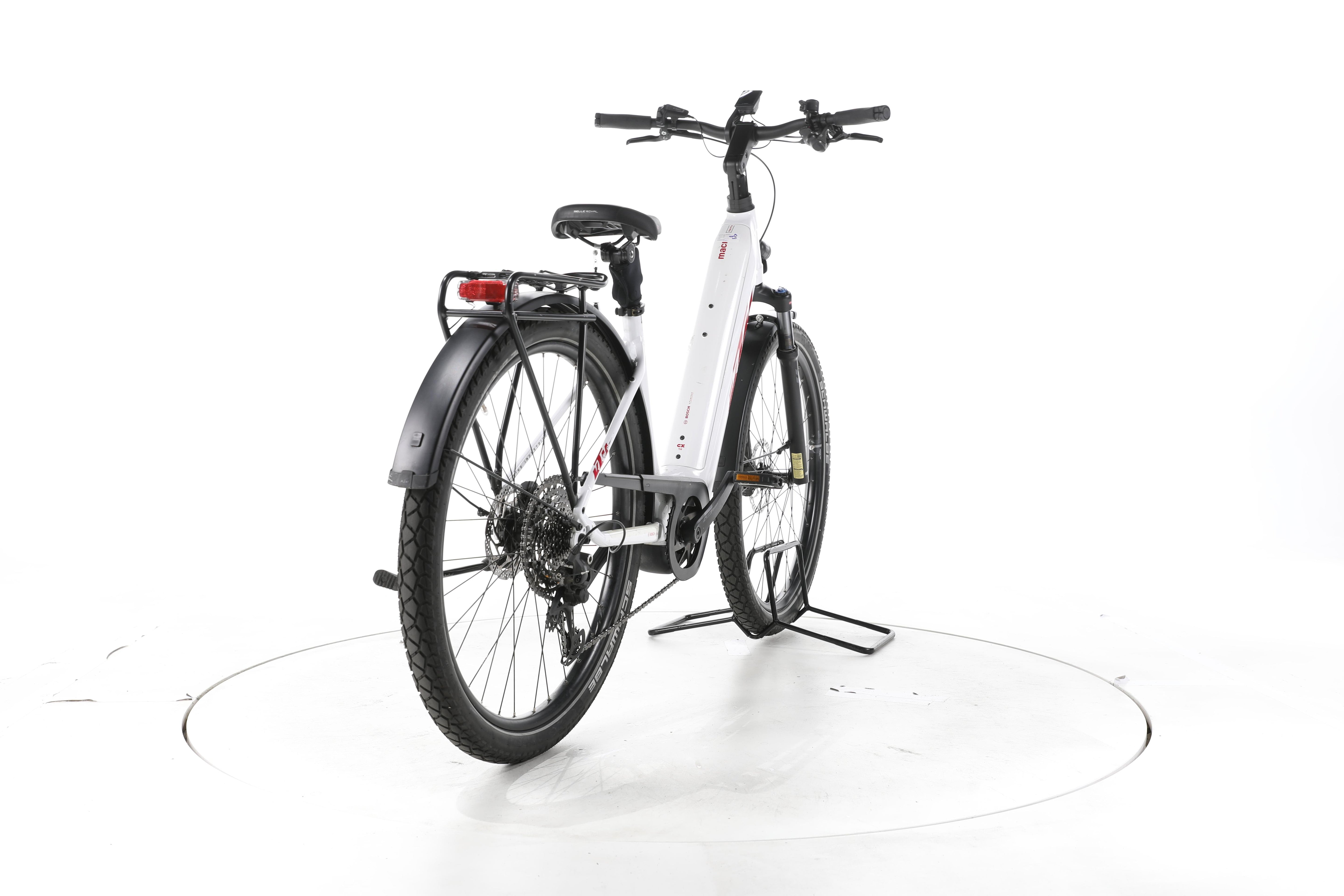 KTM Macina Gran Pro Trekking E-Bike Tiefeinsteiger 2025 - Image 11