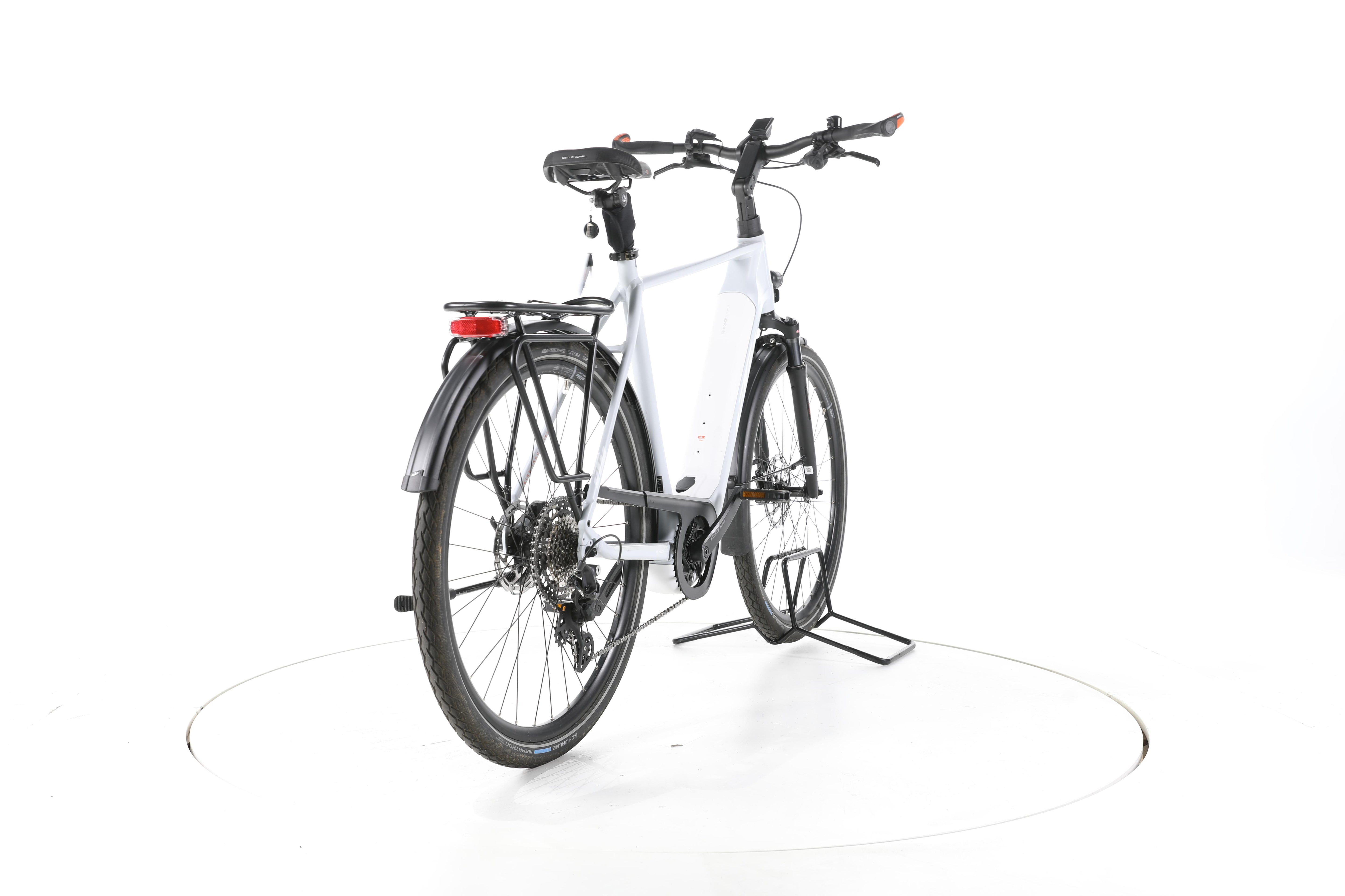 KTM Macina Style Pro Trekking E-Bike - Image 11