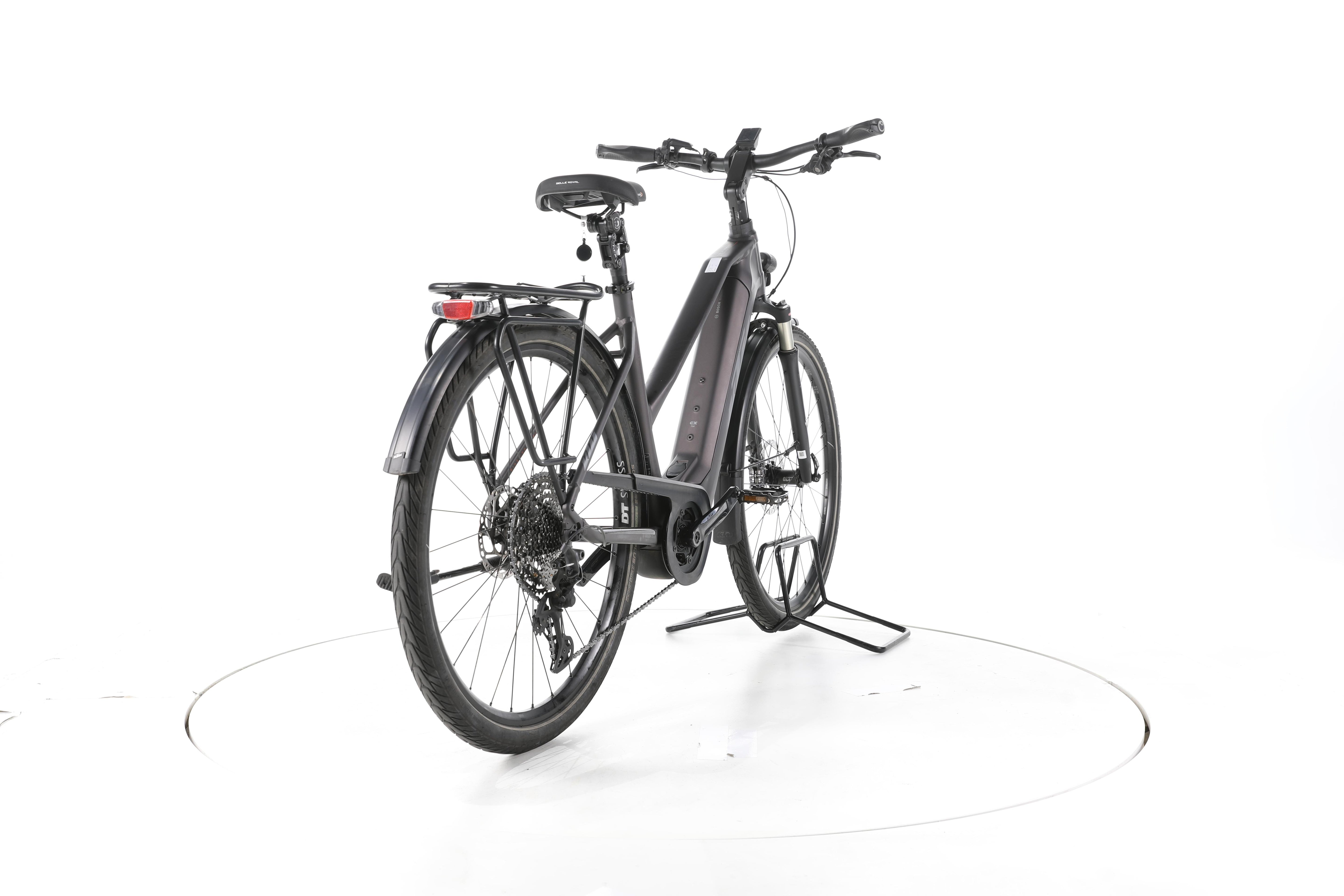 KTM Macina Style 710 Trekking E-Bike - Image 11