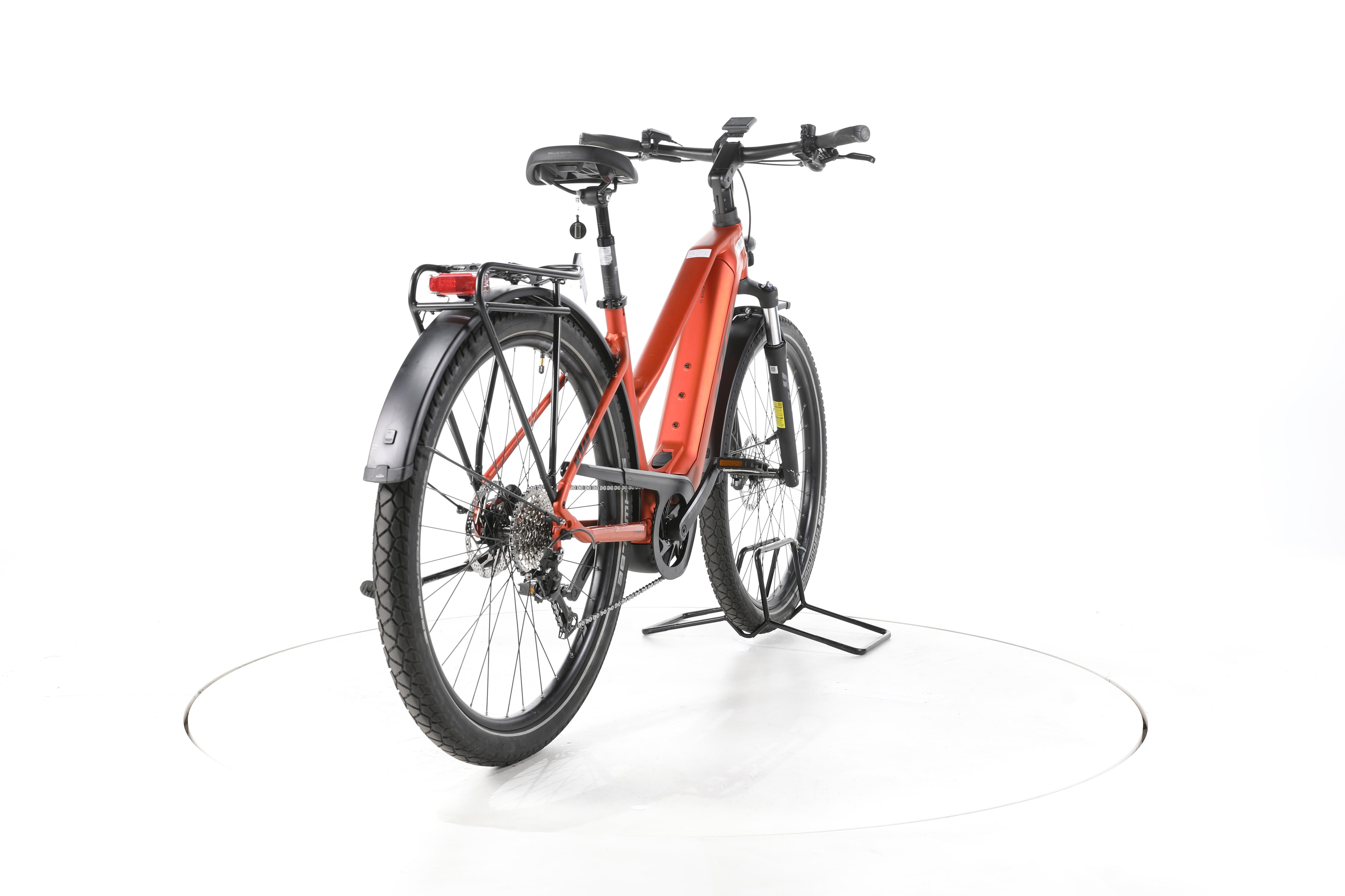 KTM Macina Gran 610 Trekking E-Bike - Image 11