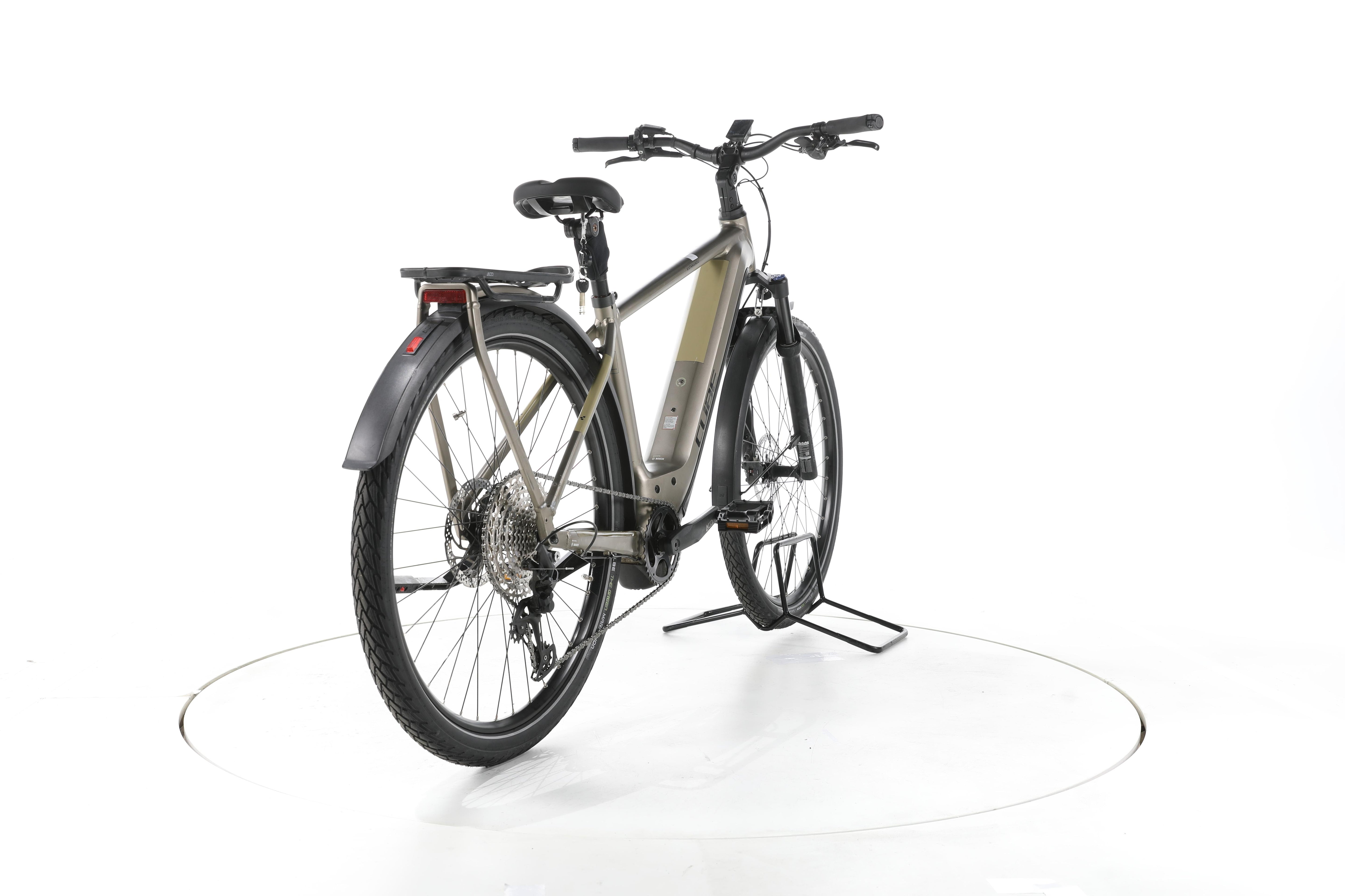 Cube Kathmandu Hybrid Pro Trekking E-Bike - Image 11
