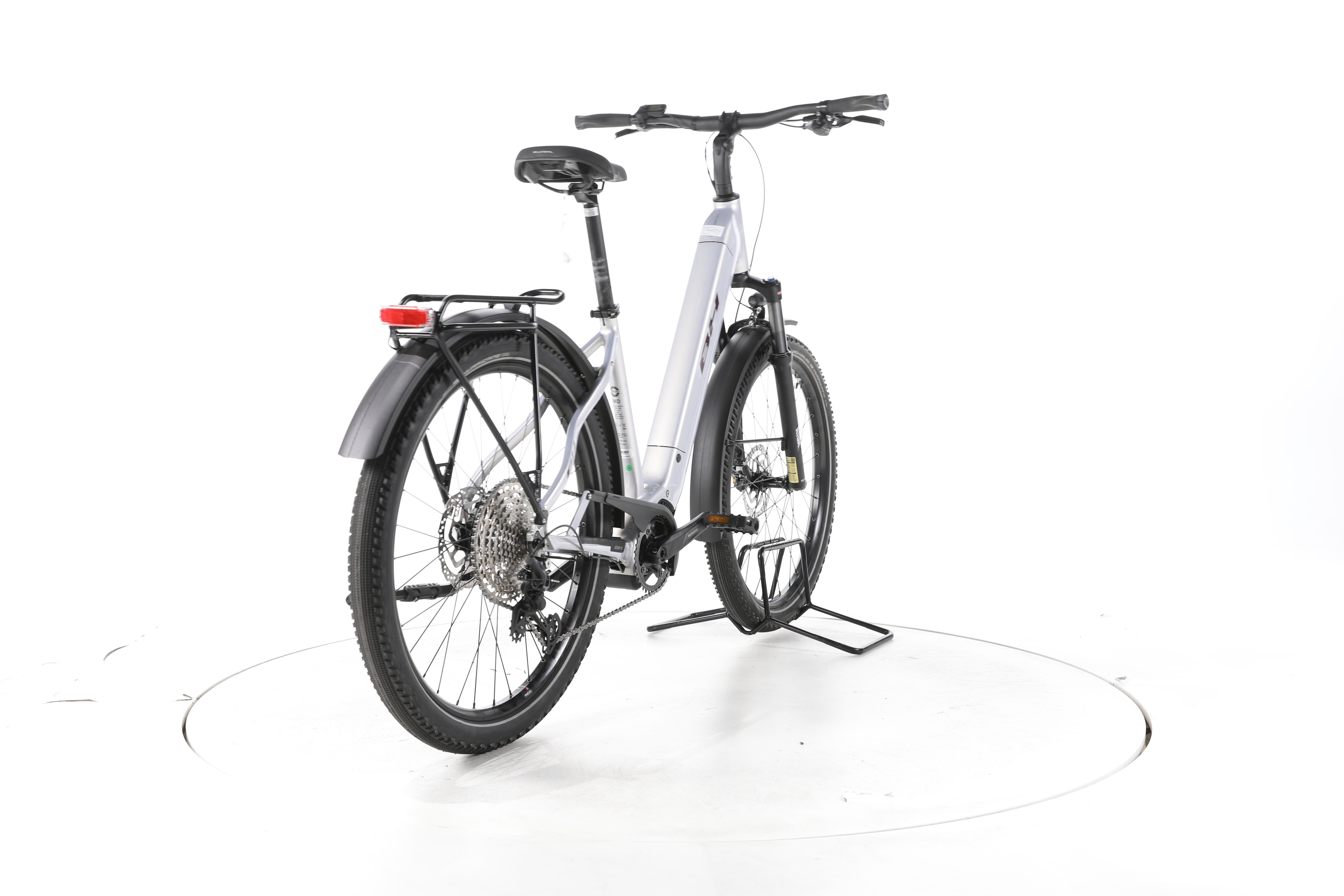 BH Bikes Atom SUV PRO Trekking E-Bike Tiefeinsteiger 2024 - Image 11