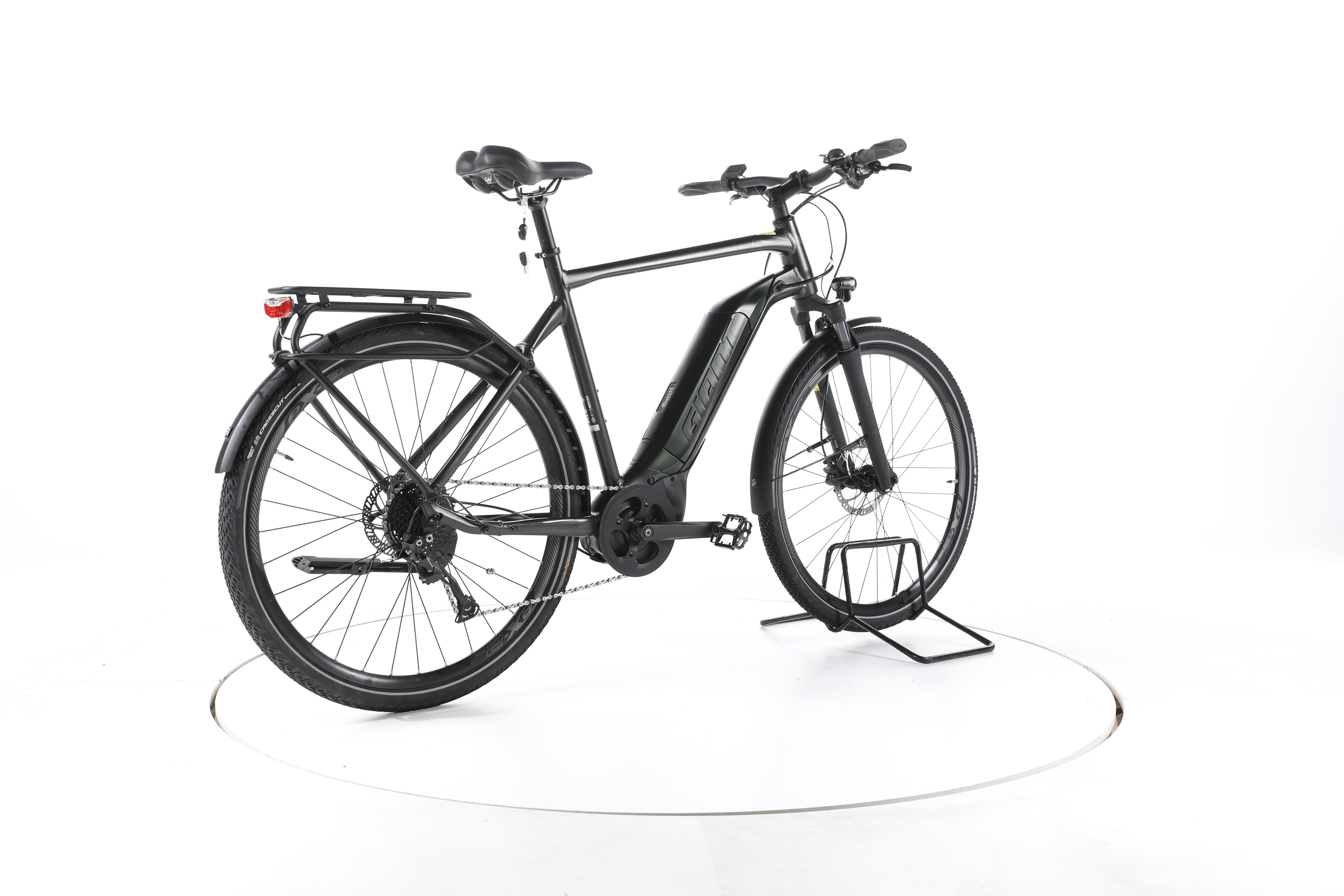 Giant Explore E+ 3 Trekking E-Bike - Image 12