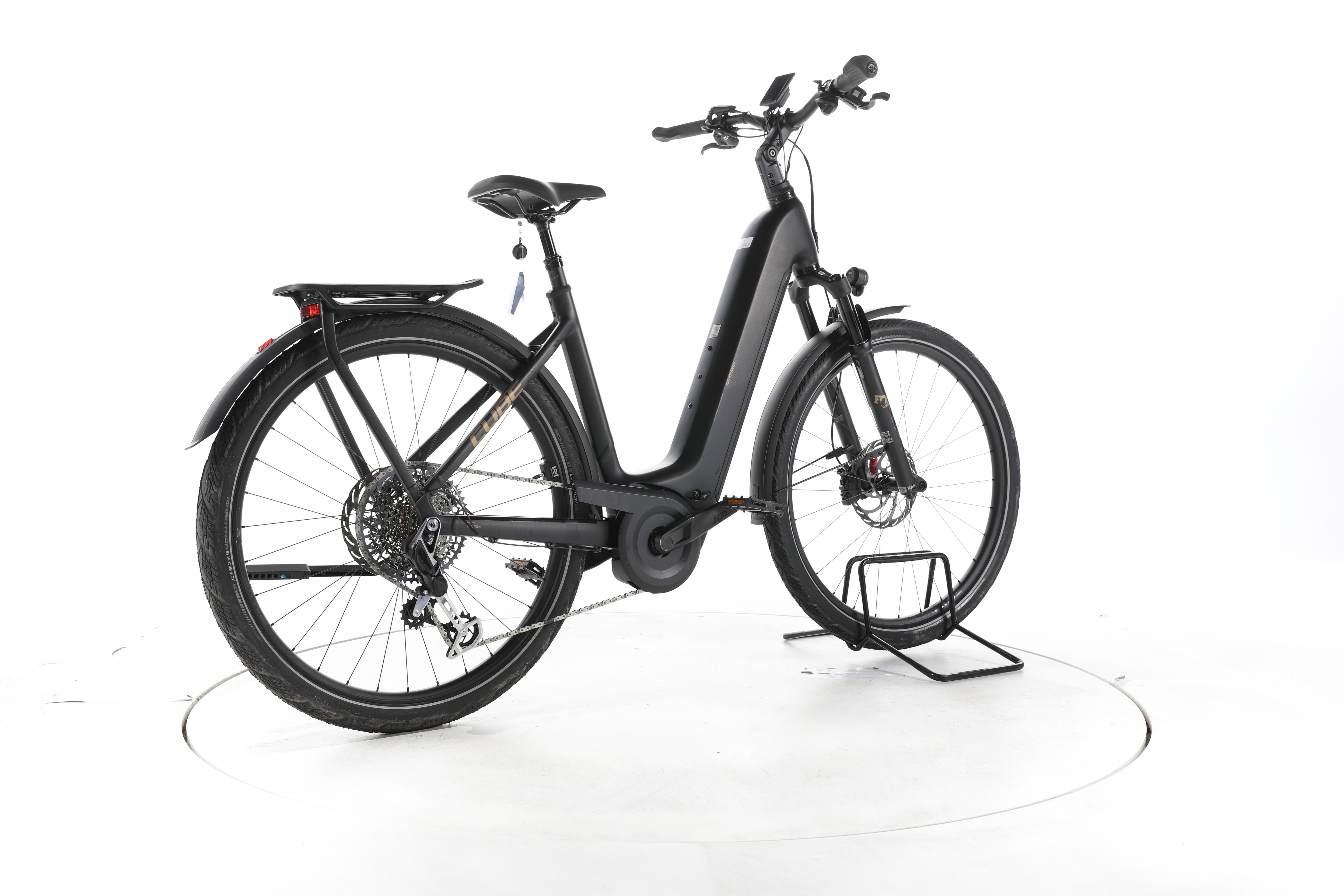 Cube Kathmandu Hybrid SLT Trekking E-Bike Tiefeinsteiger 2025 - Image 12