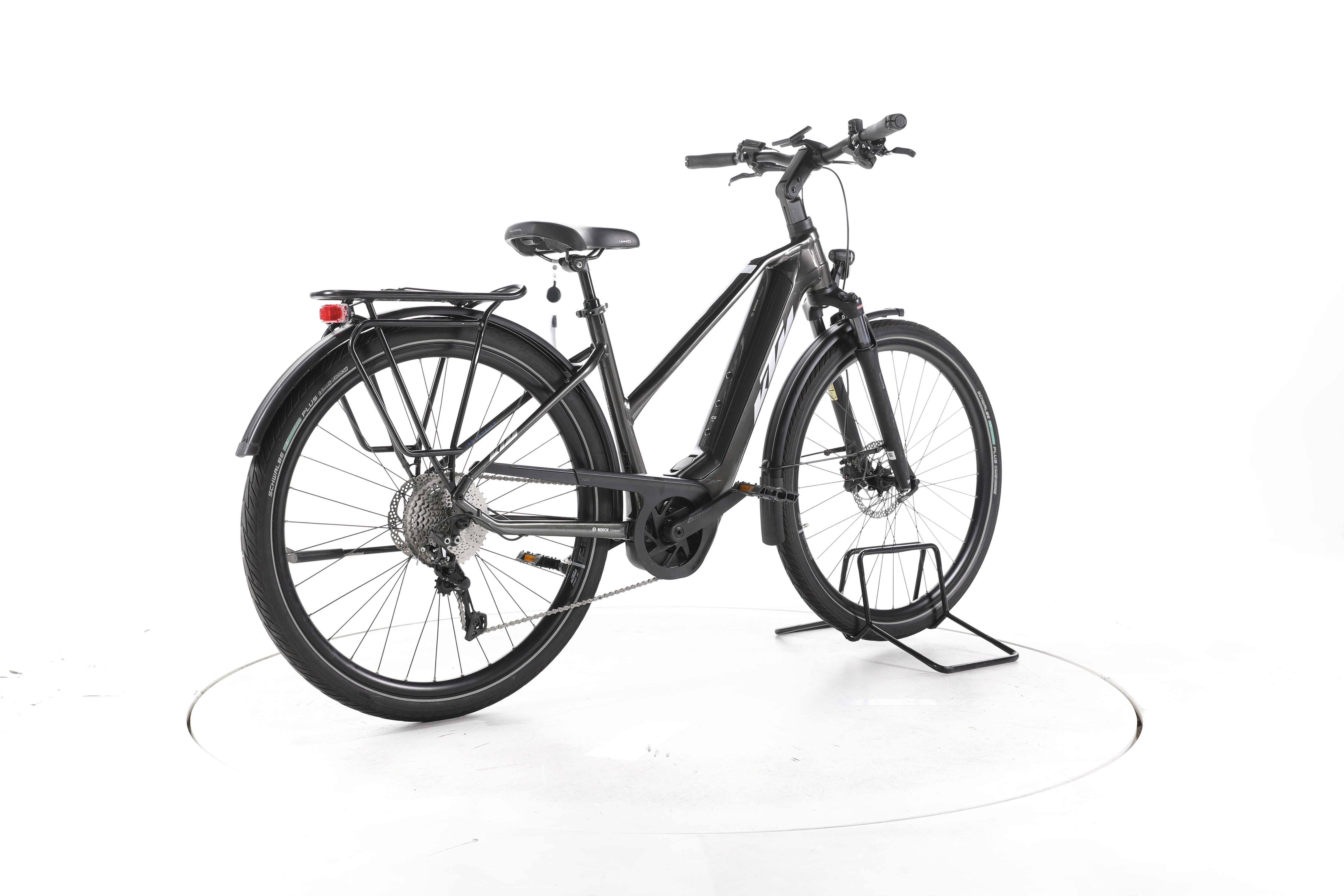 KTM Macina Style 740 Trekking E-Bike - Image 12
