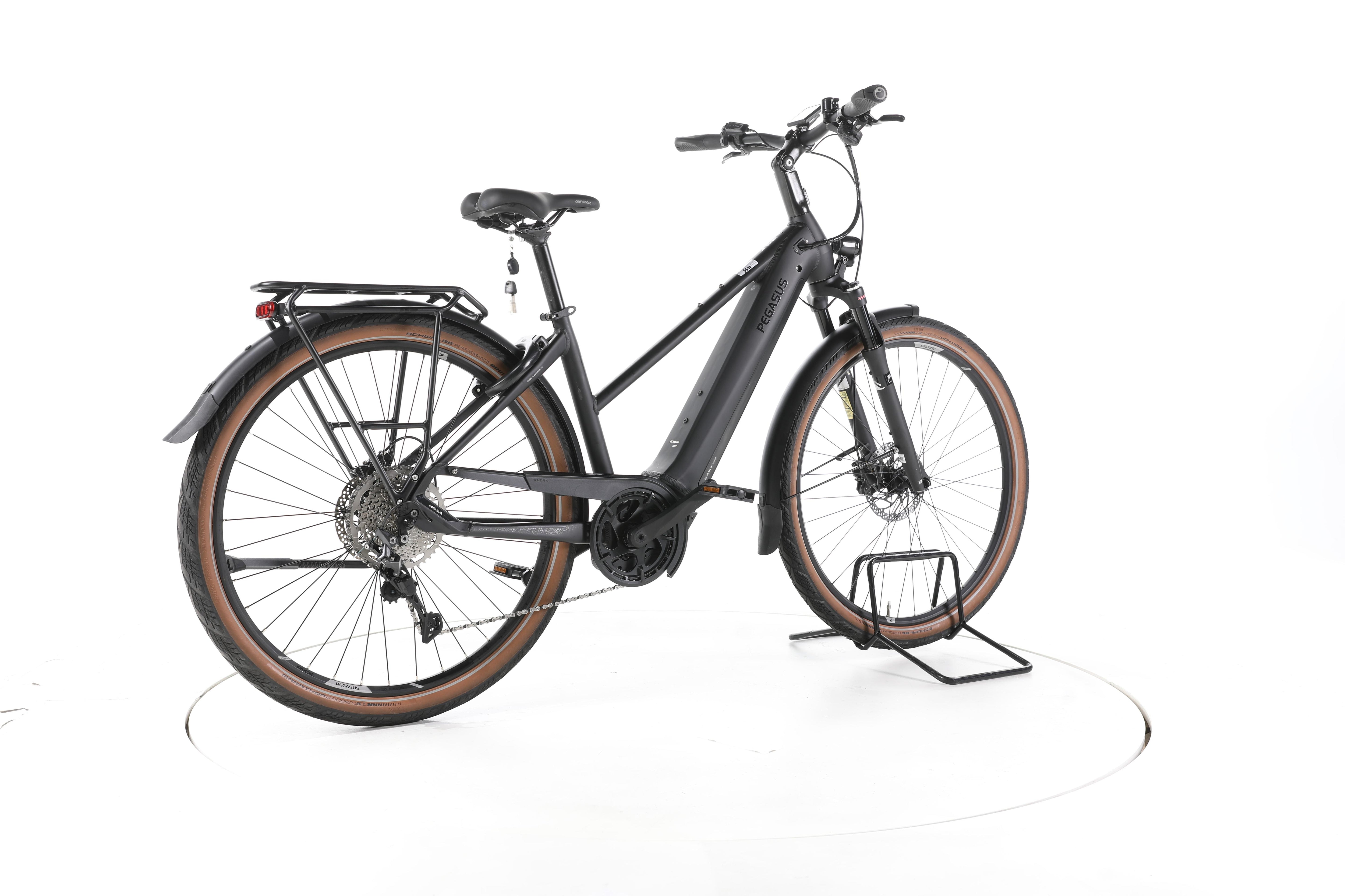 Pegasus Premio EVO 10 Lite Trekking E-Bike - Image 12