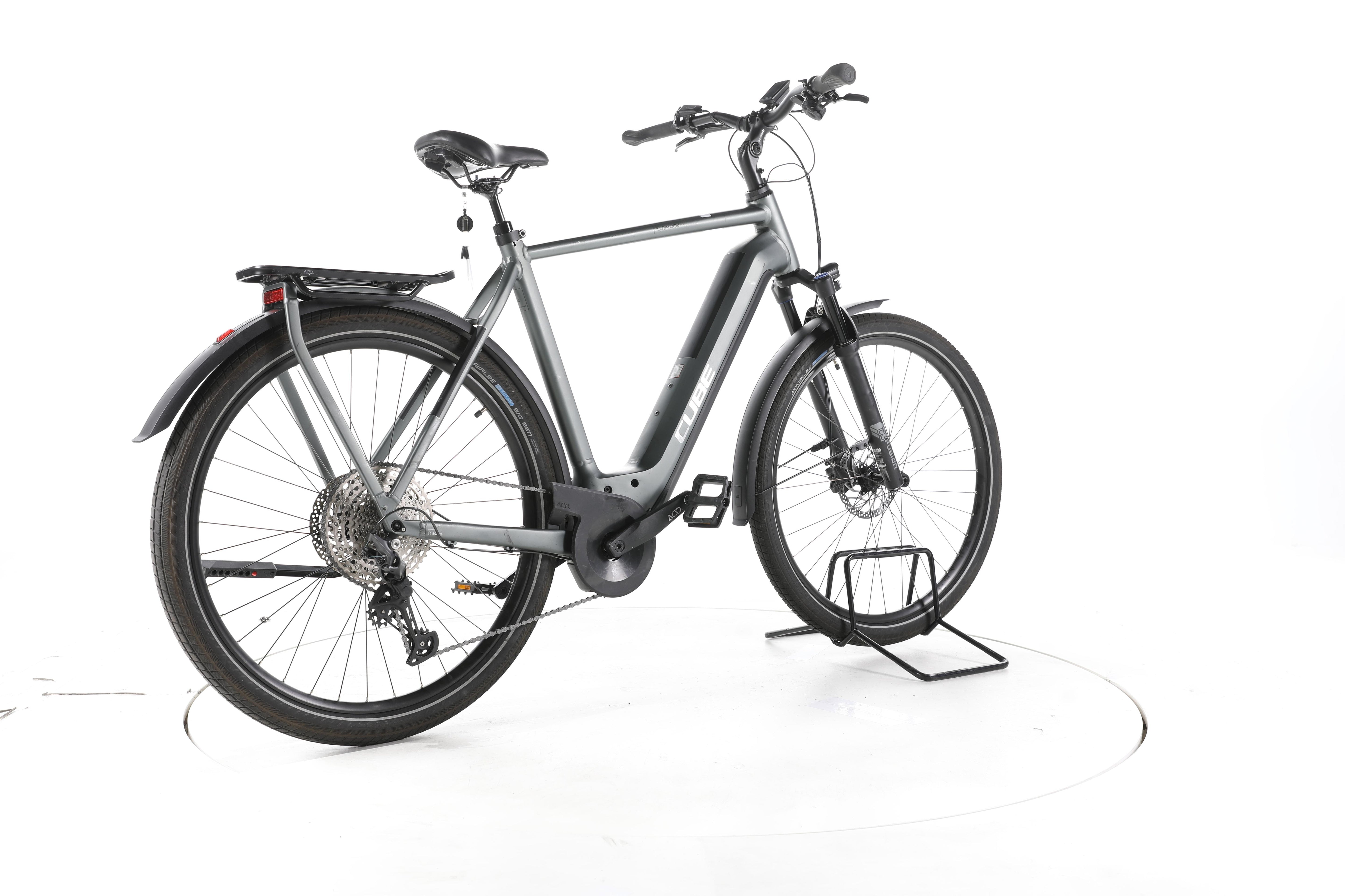Cube Kathmandu Hybrid Pro Trekking E-Bike - Image 12