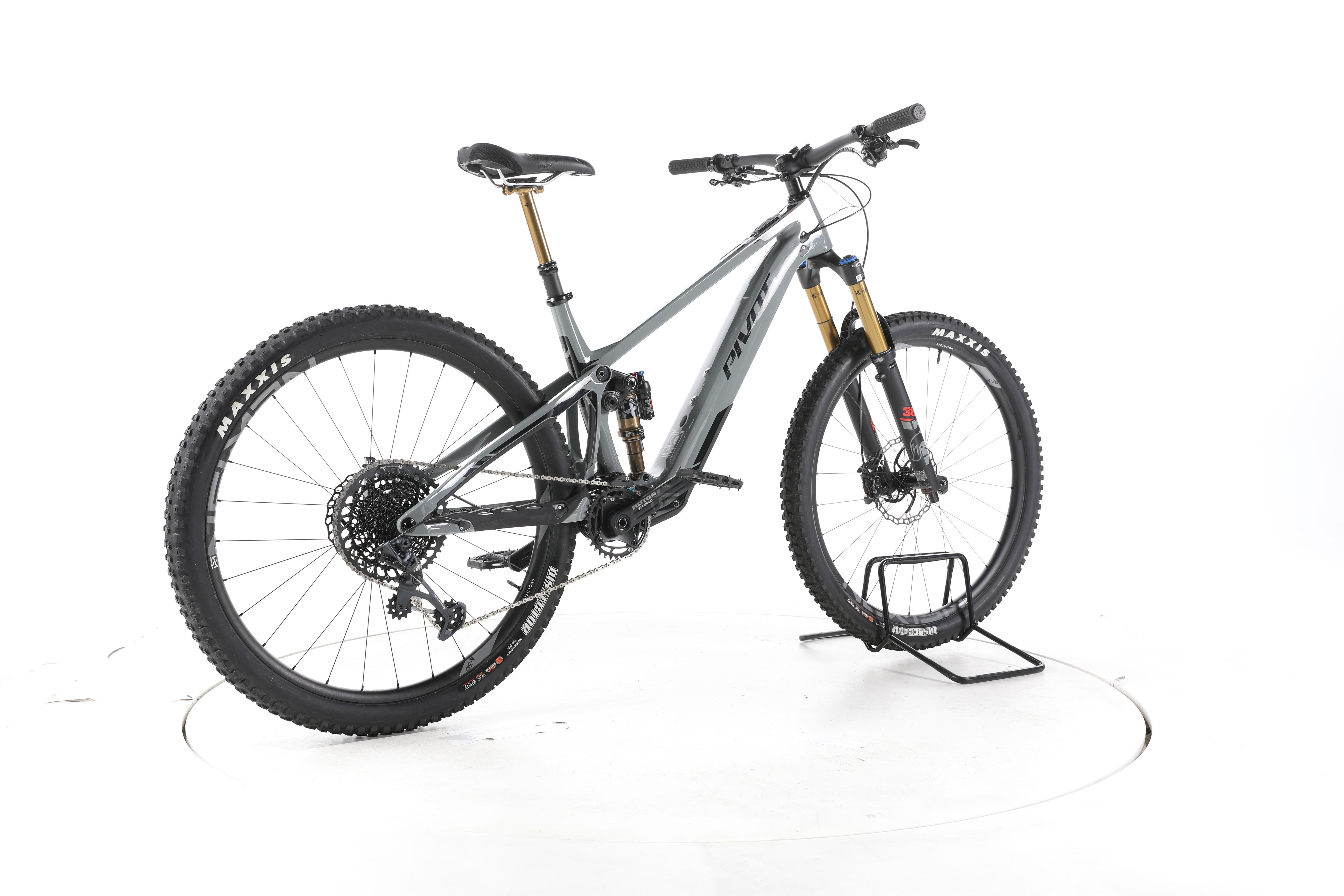 Pivot Cycles Shuttle SL E-Bike Fully Carbon - Image 12