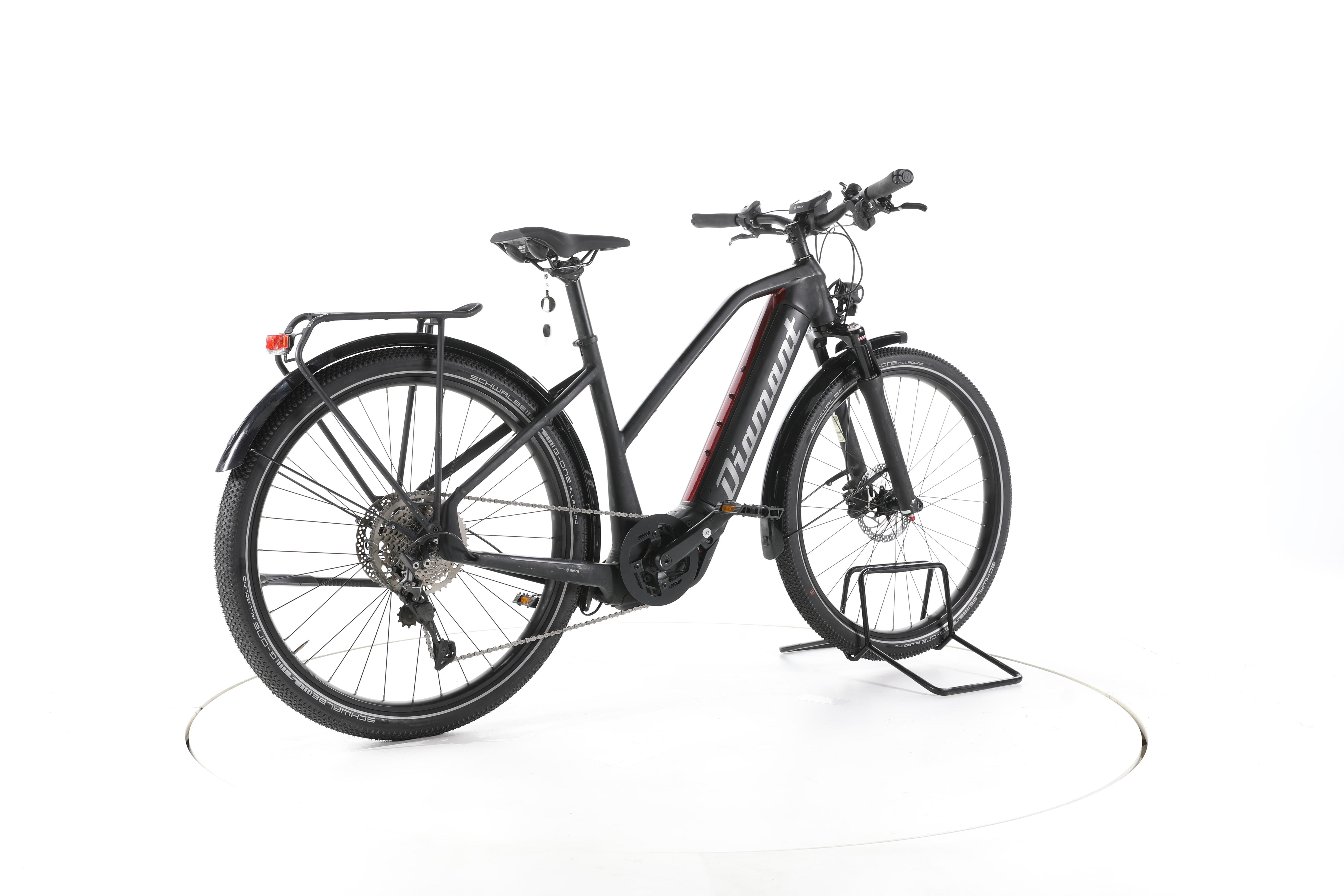 Diamant Zouma Deluxe+ Trekking E-Bike - Image 12