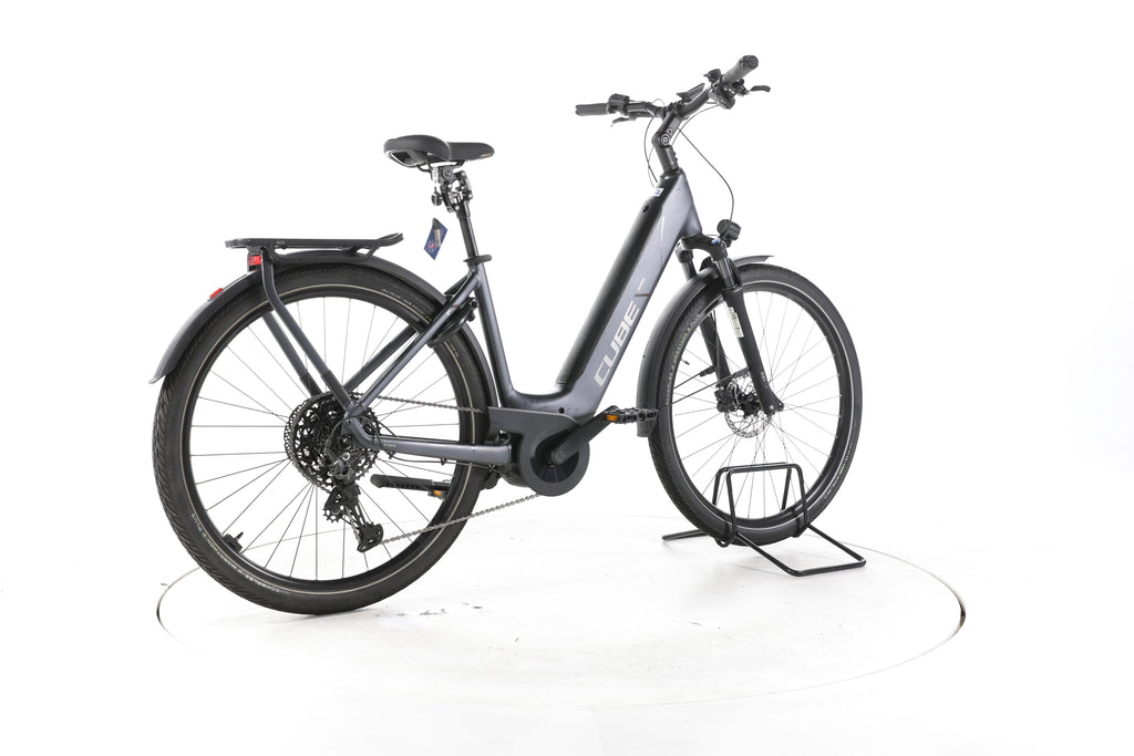 Cube Touring Pro Trekking E-Bike Tiefeinsteiger 2024 - Image 12