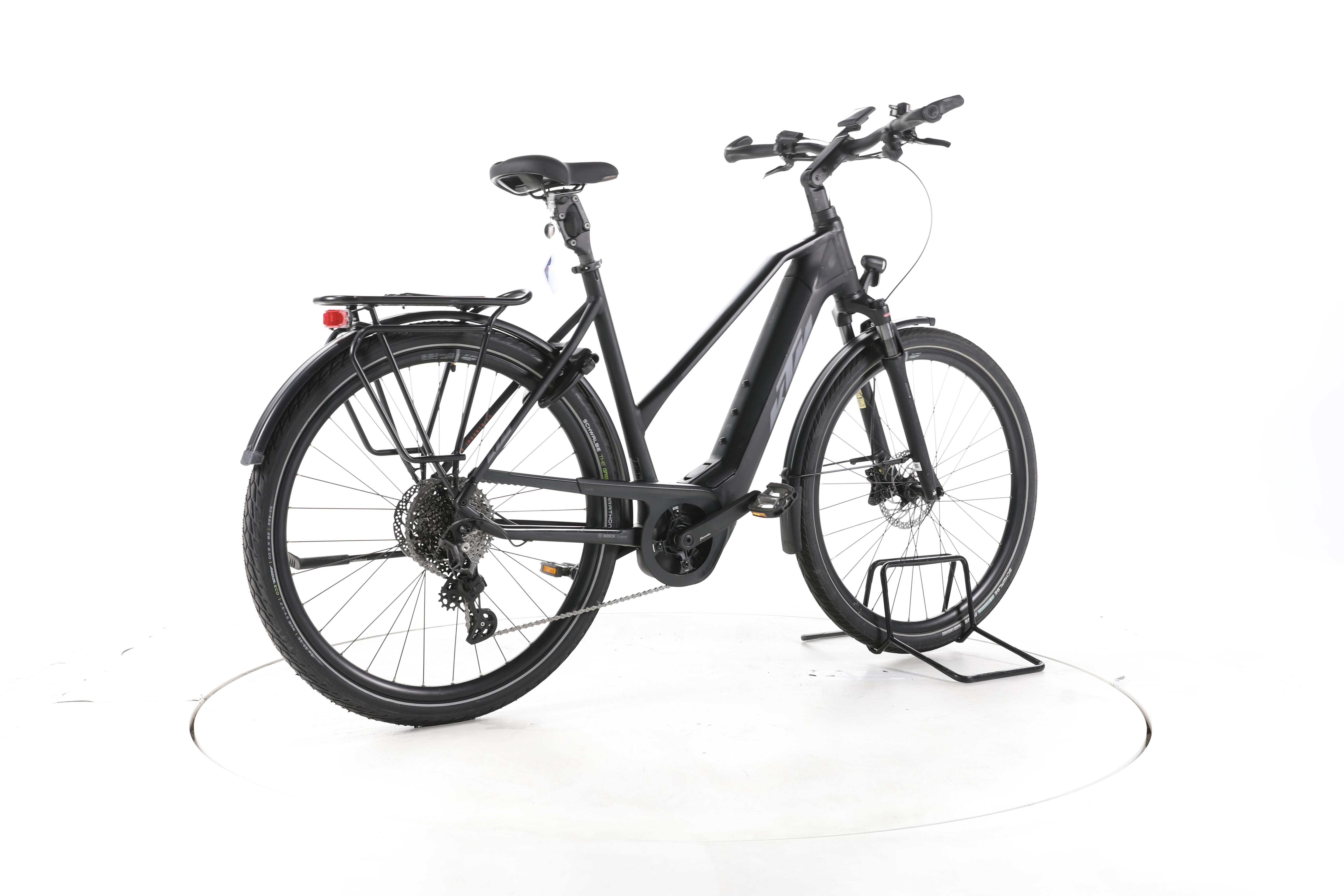 KTM Macina Style 730 Trekking E-Bike - Image 12