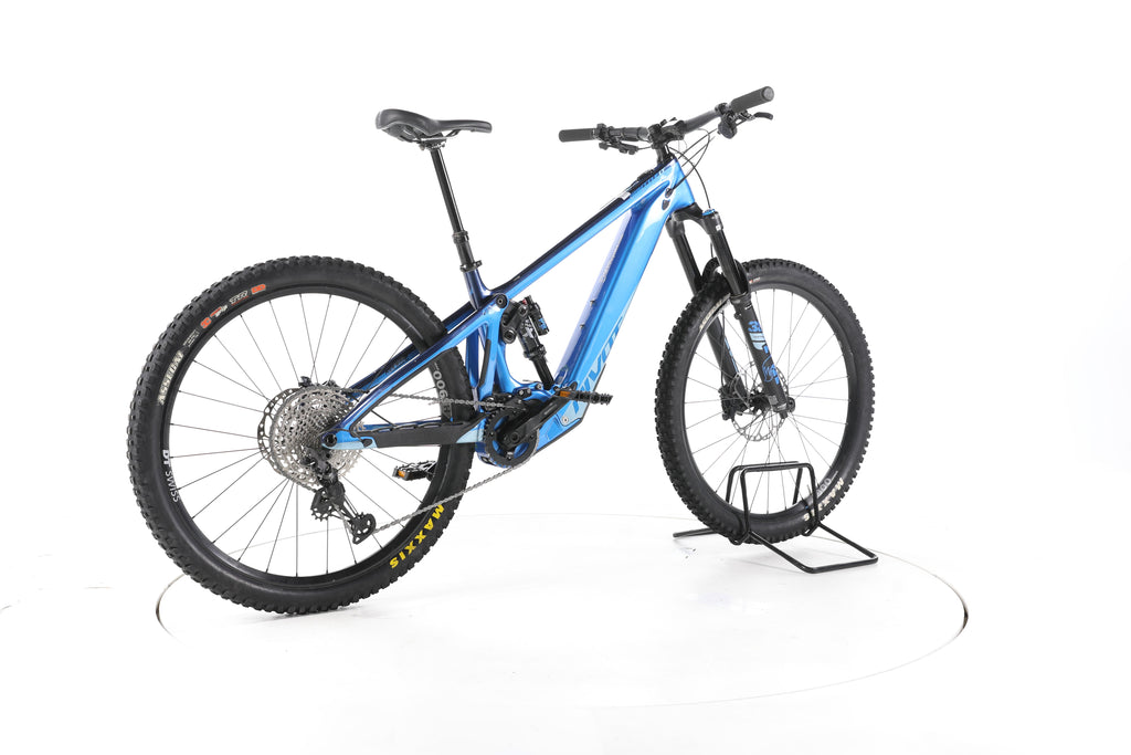 Pivot Cycles Shuttle LT E-Bike Fully Carbon - Image 12