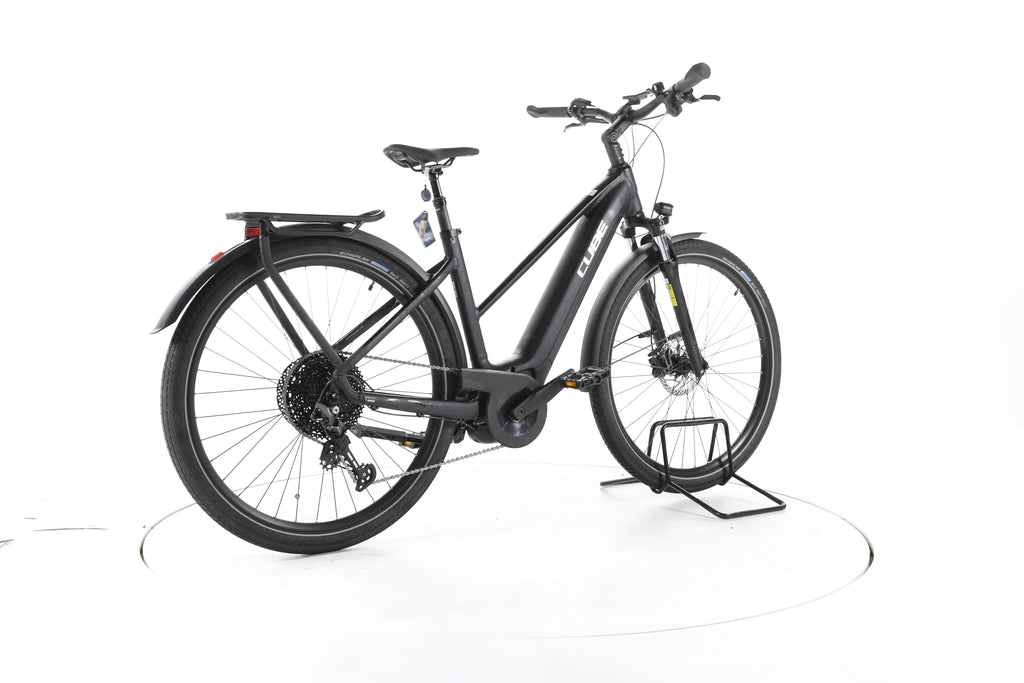 Cube Touring Hybrid Pro Trekking E-Bike - Image 12