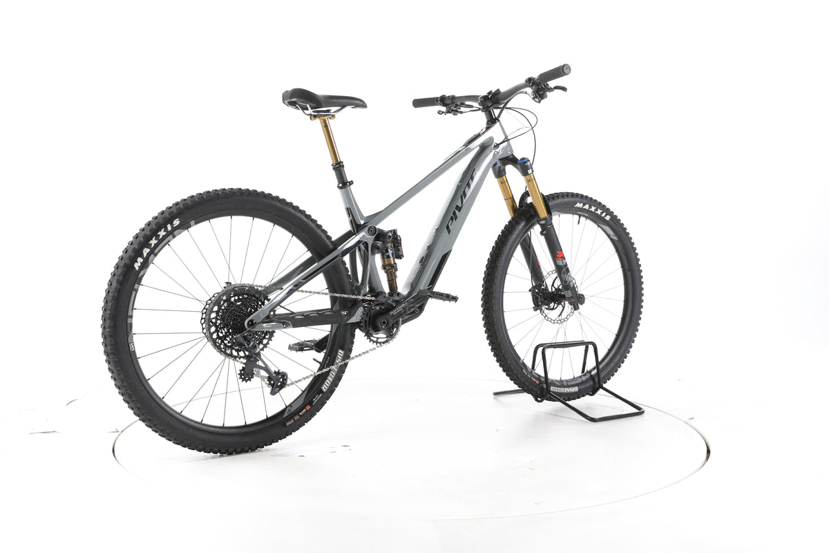Pivot Cycles Shuttle SL E-Bike Fully Carbon - Image 12