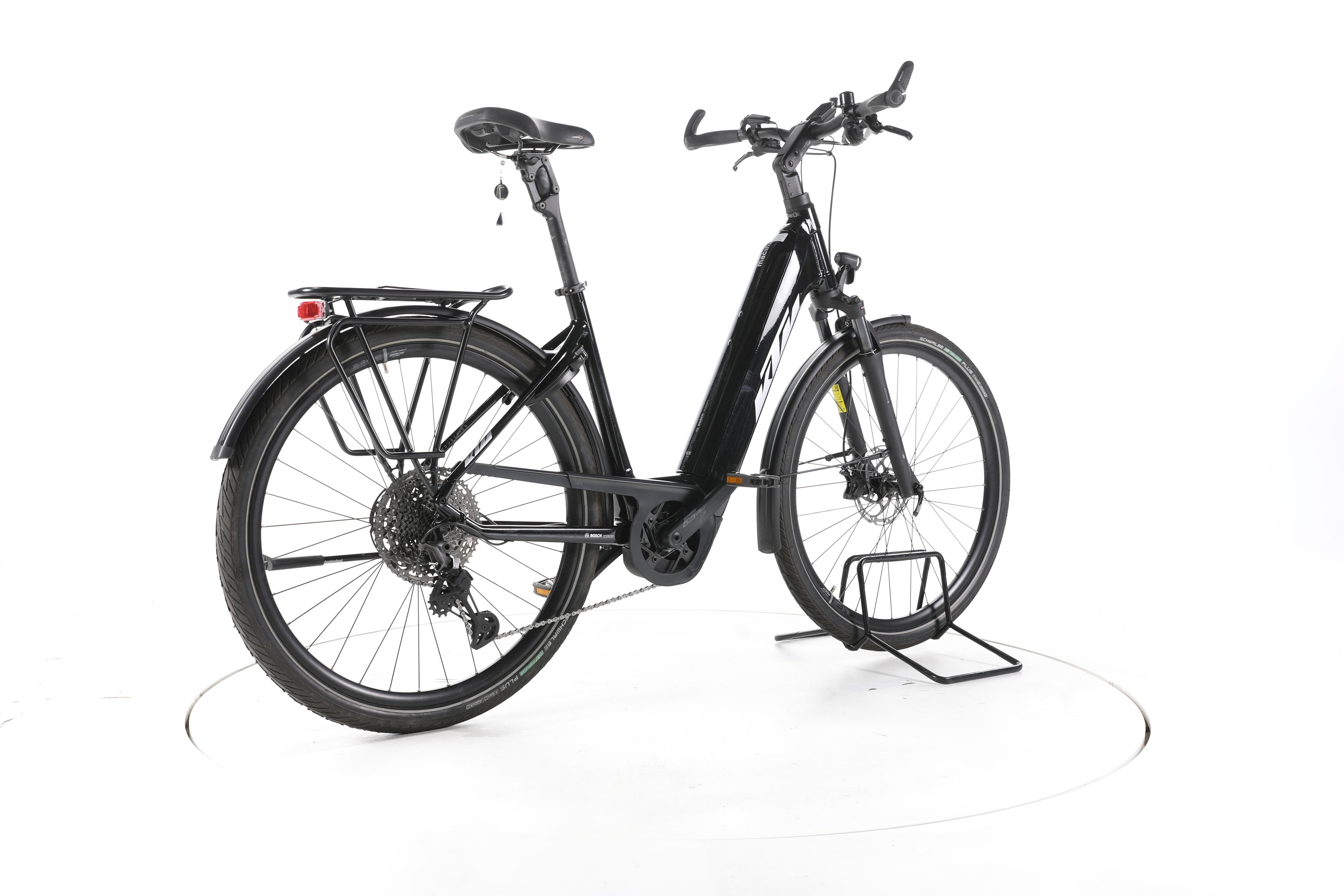 KTM Macina Premium Trekking E-Bike Tiefeinsteiger - Image 12