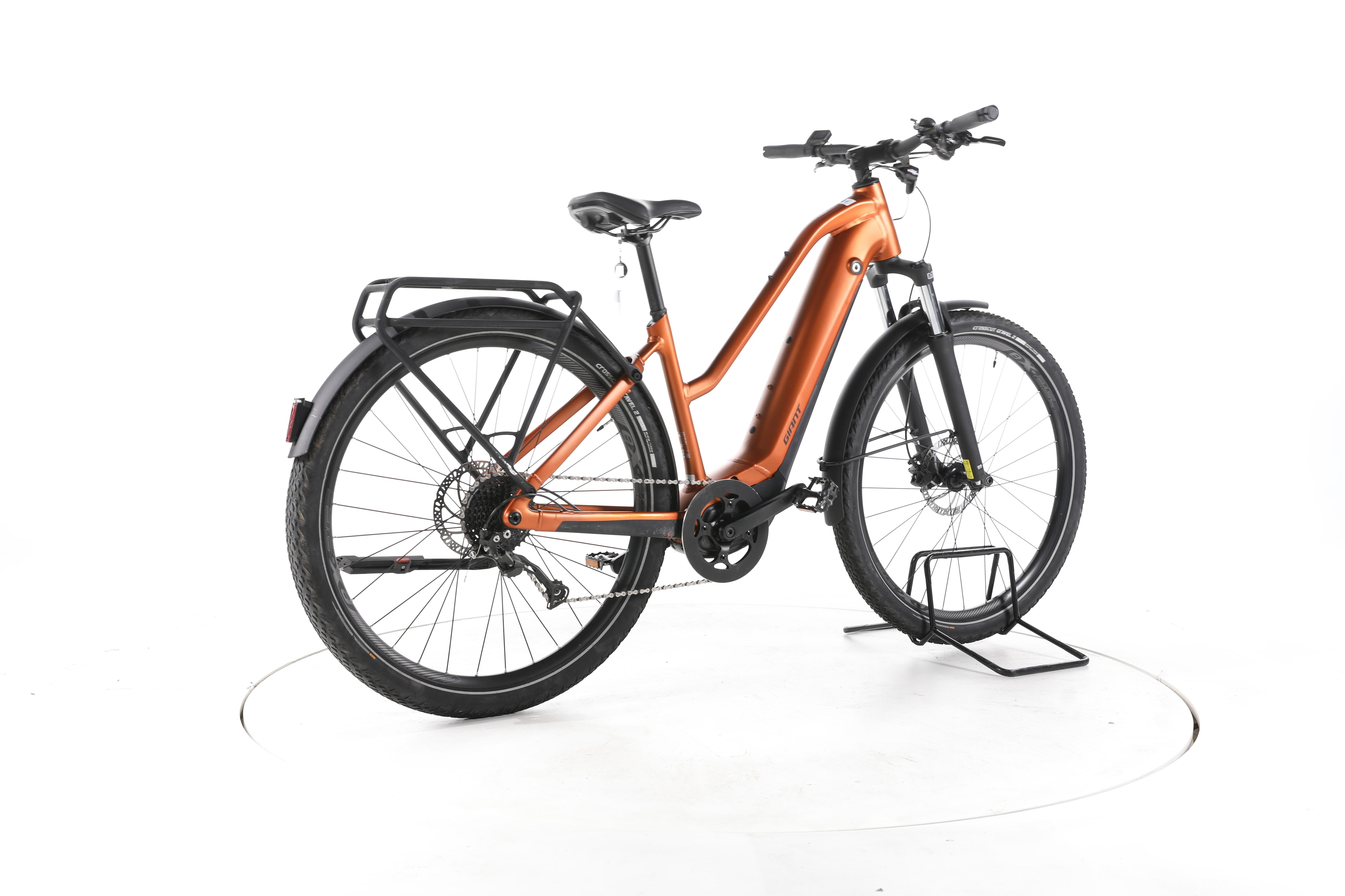 Giant Explore E+2 Trekking E-Bike - Image 12