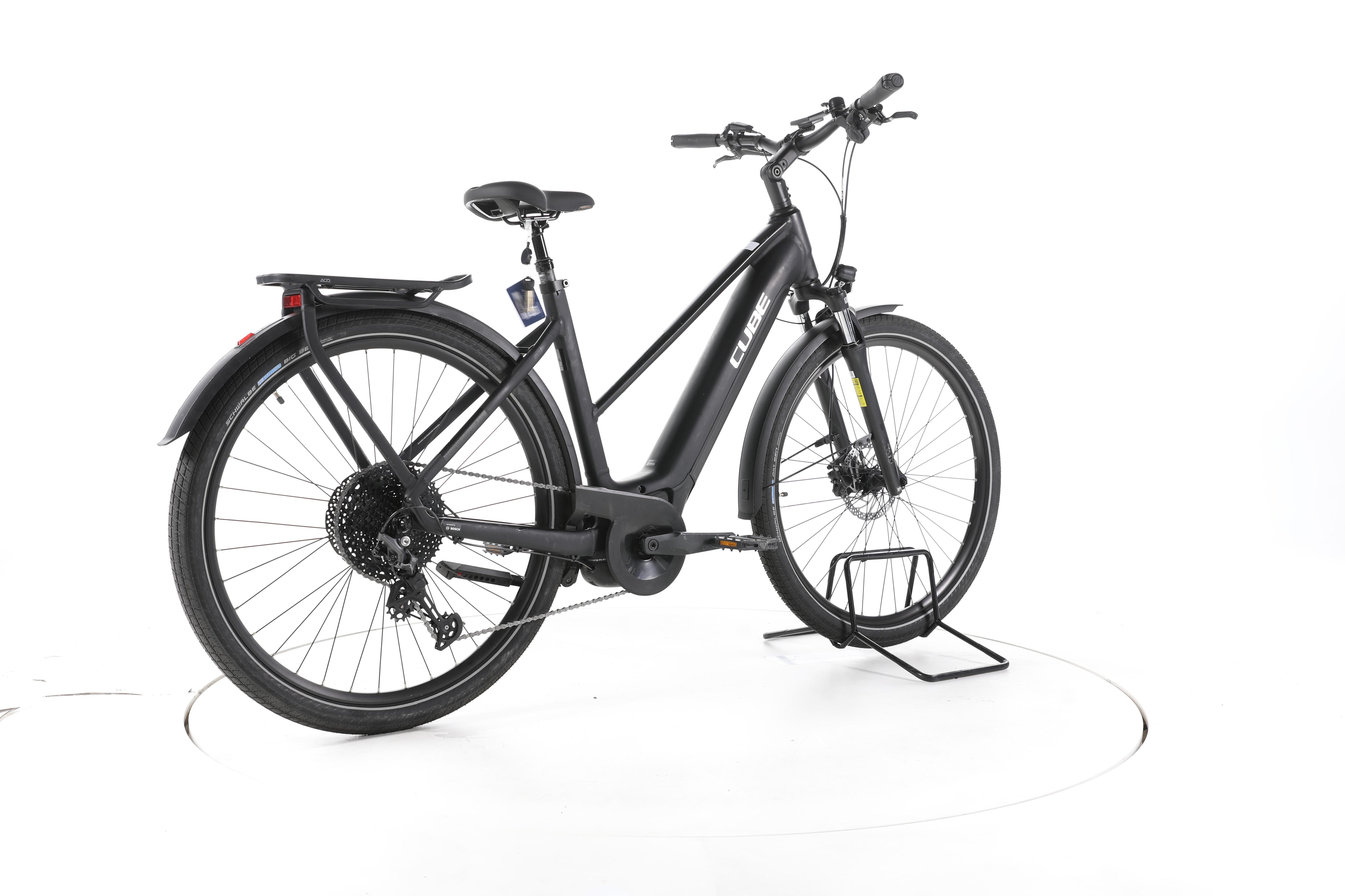 Cube Touring Hybrid Pro Trekking E-Bike - Image 12