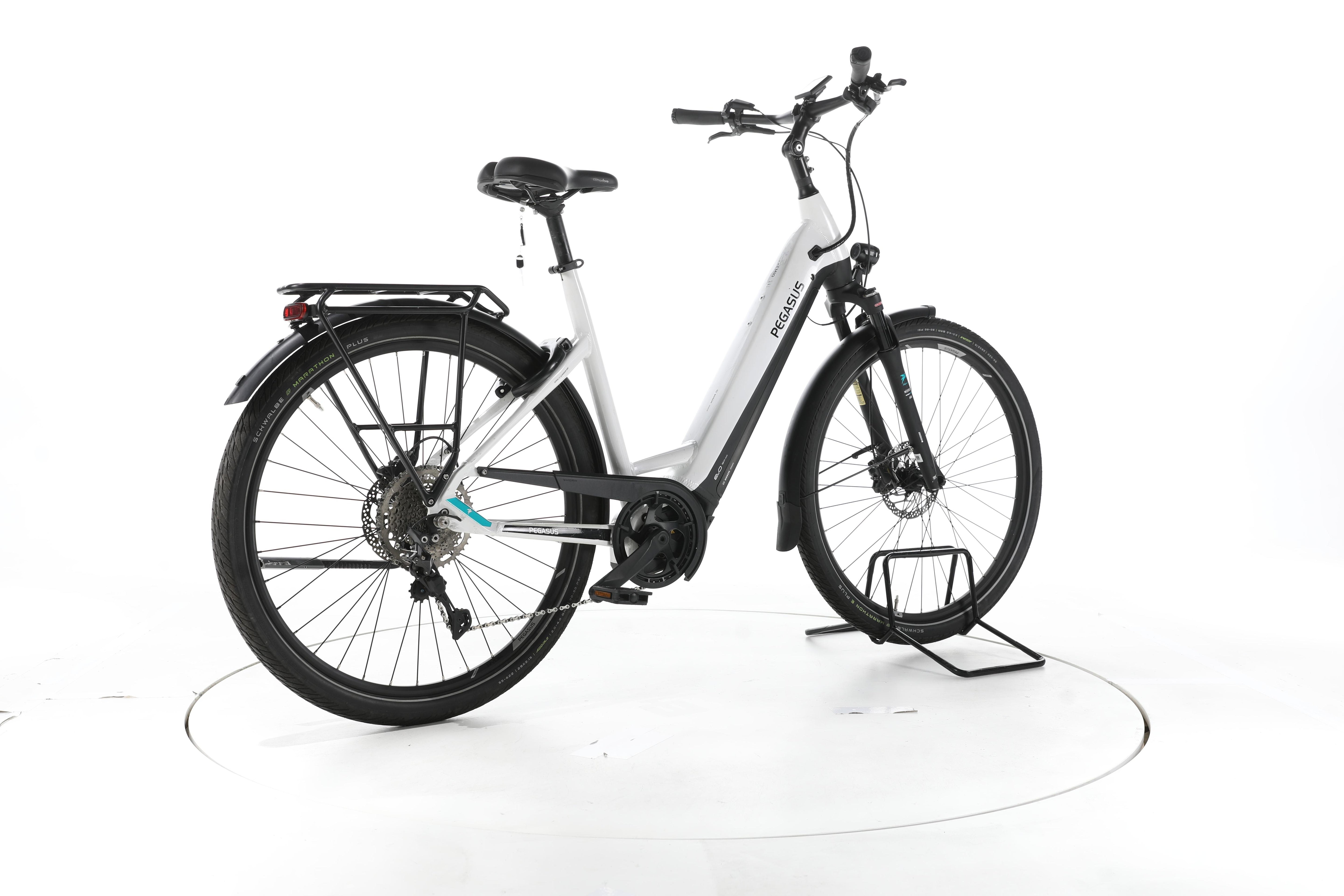 Pegasus Premio EVO 10 Lite Trekking E-Bike Tiefeinsteiger - Image 12