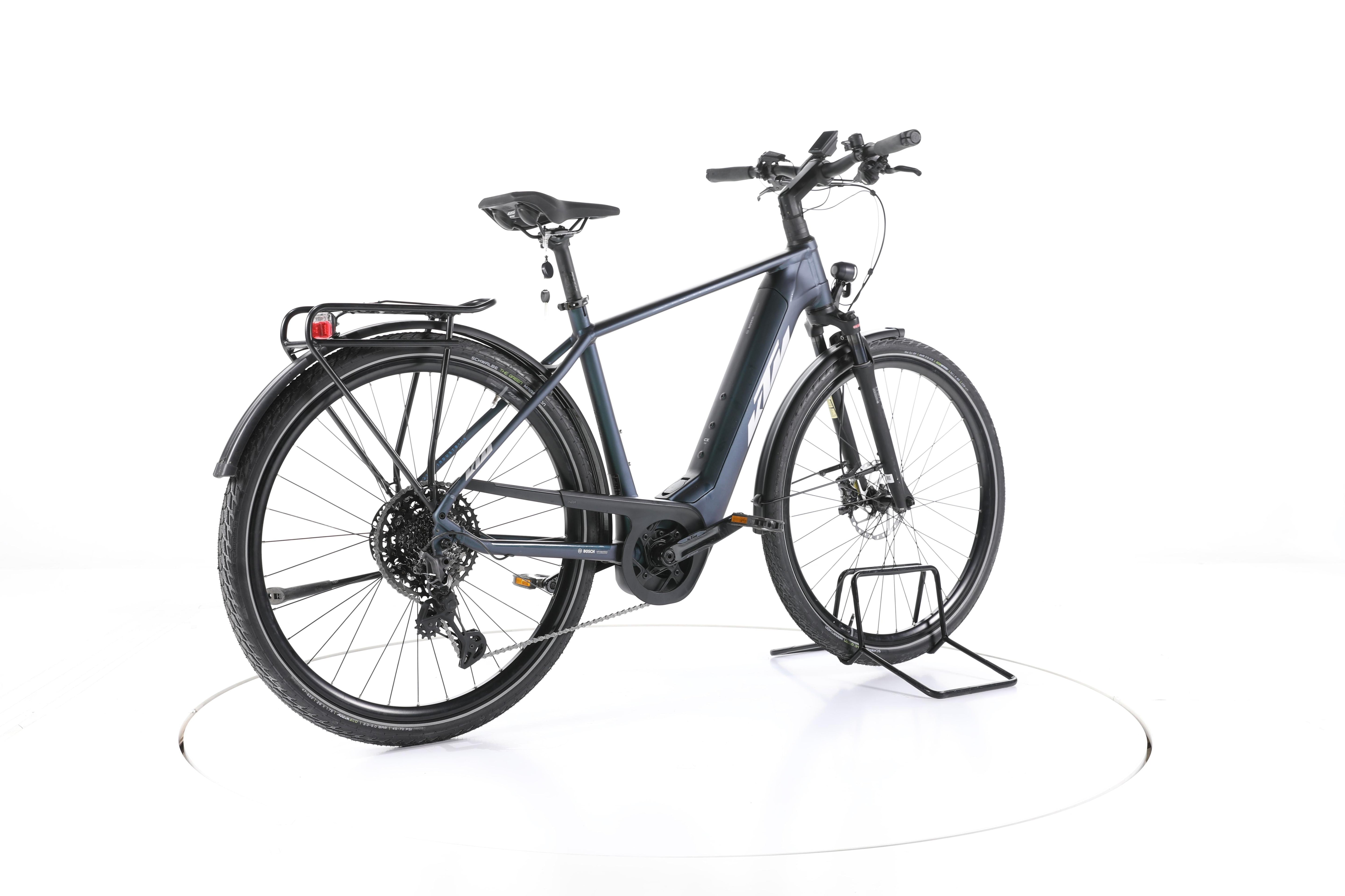 KTM Macina Sport 710 Trekking E-Bike - Image 12
