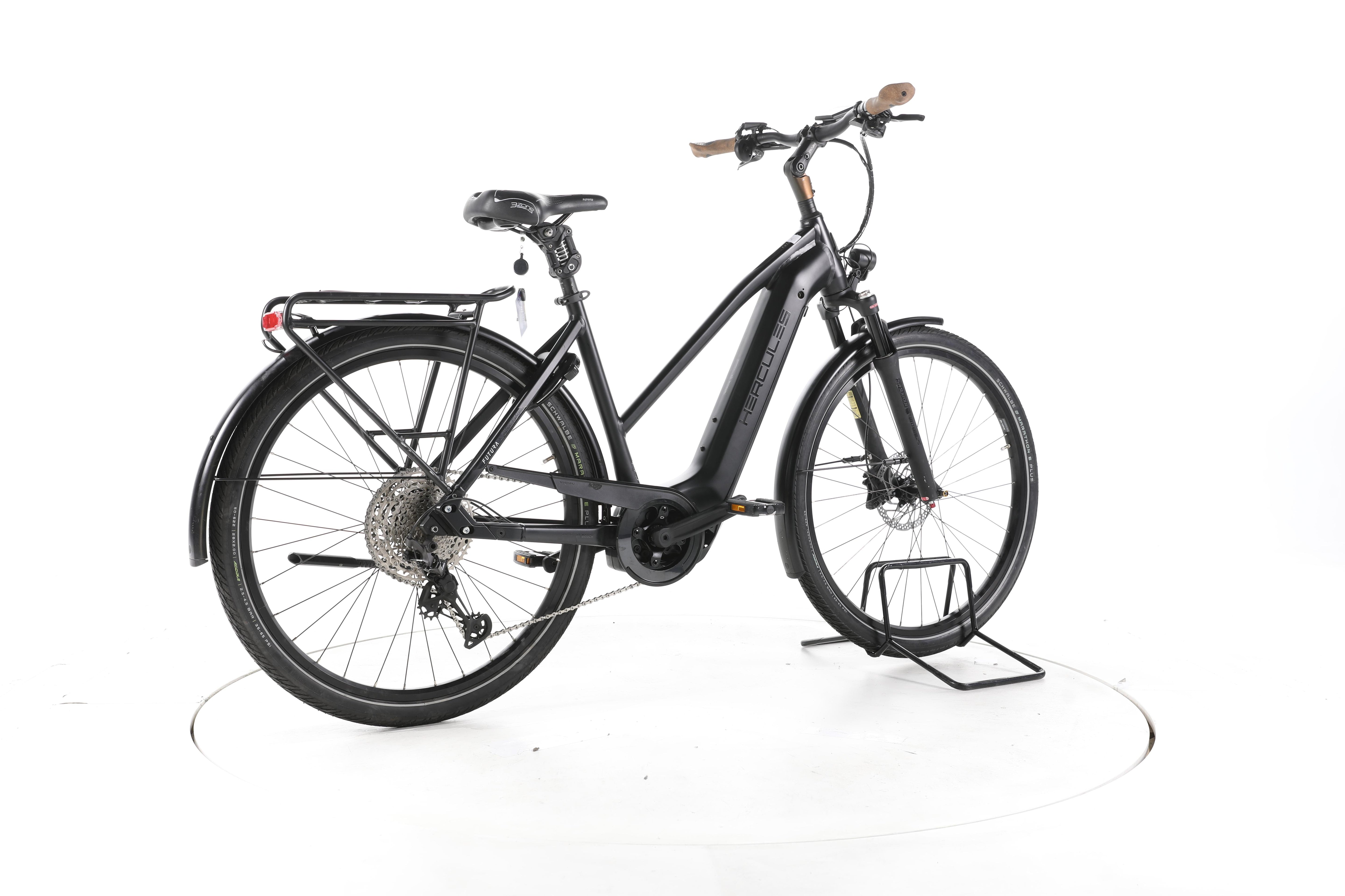 Hercules Futura HD I-12 Trekking E-Bike - Image 12