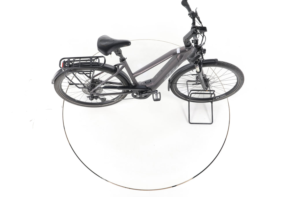 KTM Macina Style 710 Trekking E-Bike - Image 13