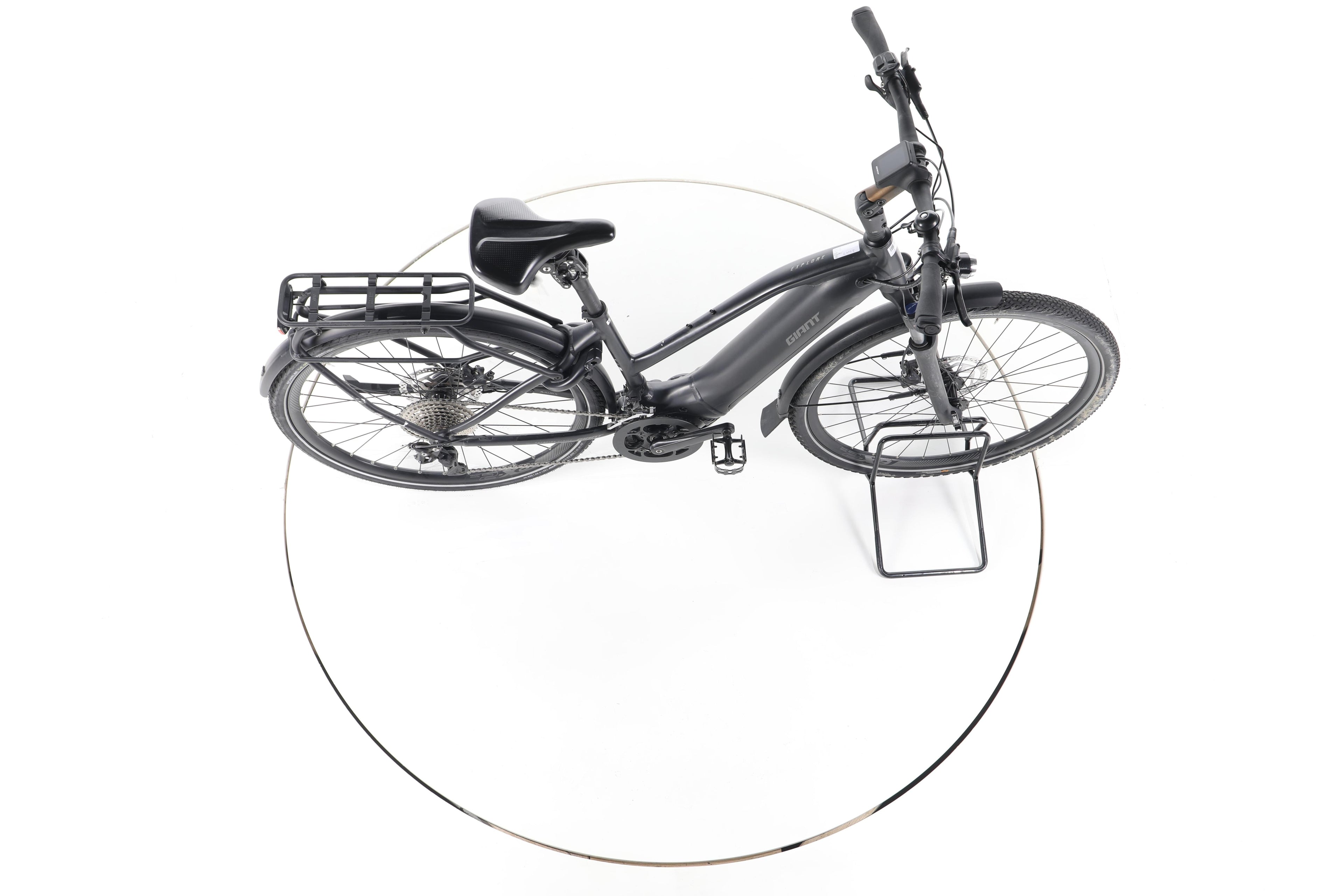 Giant Explore E+ 1 Trekking E-Bike - Image 13