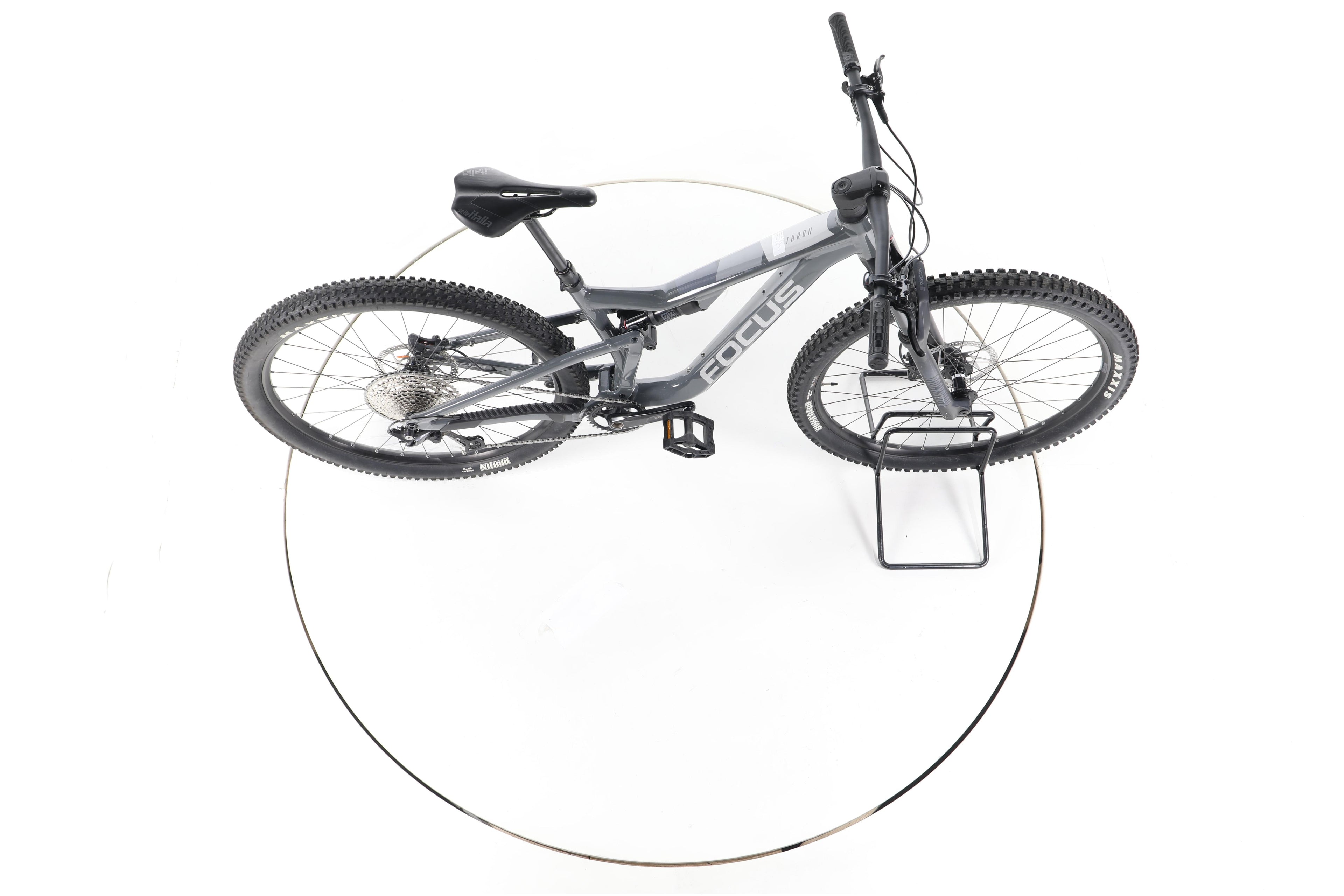 Focus Thron 6.8 - Image 13