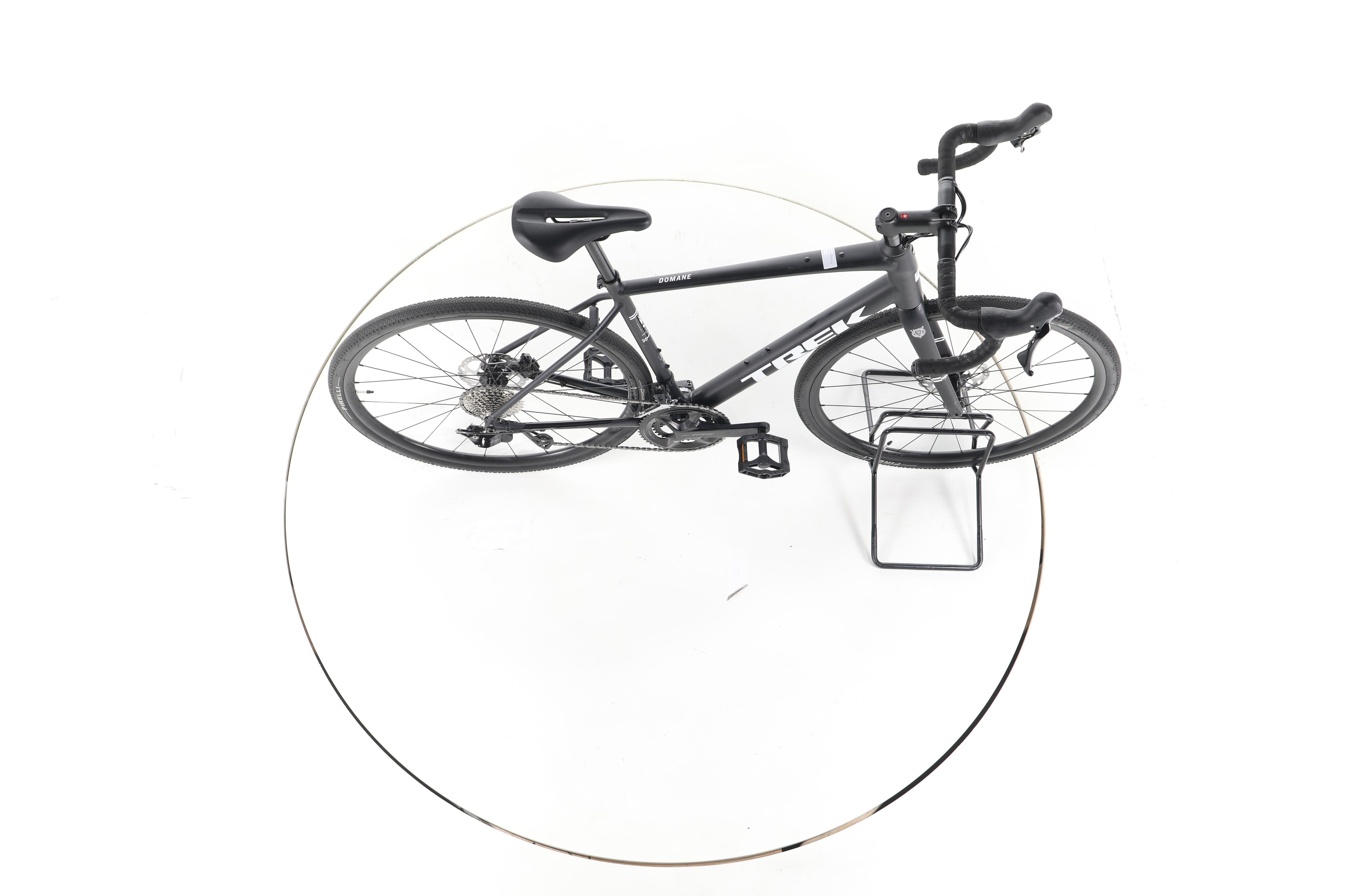 Trek Domane AL 5 - Image 13