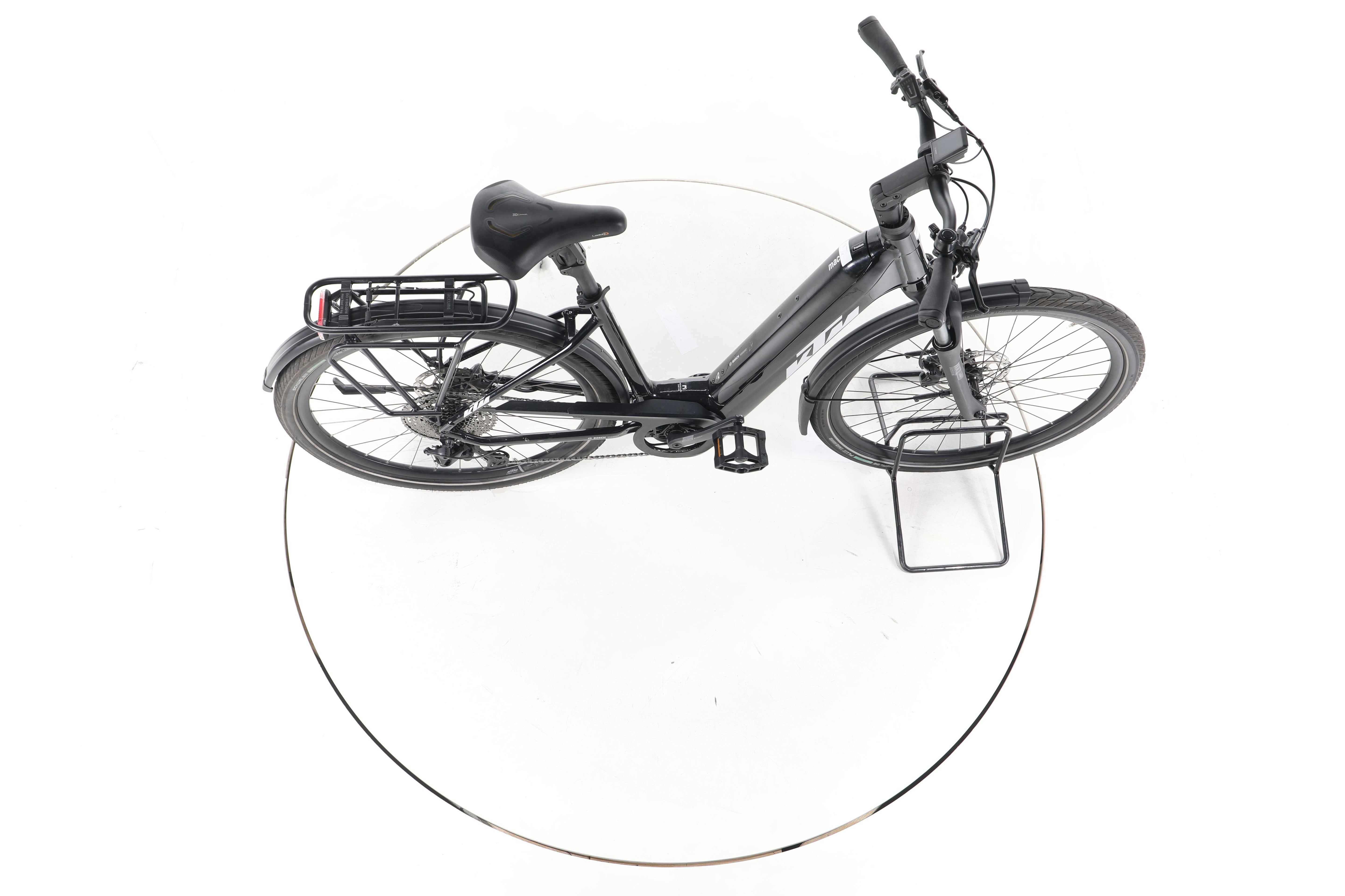 KTM Macina Premium Trekking E-Bike Tiefeinsteiger - Image 13