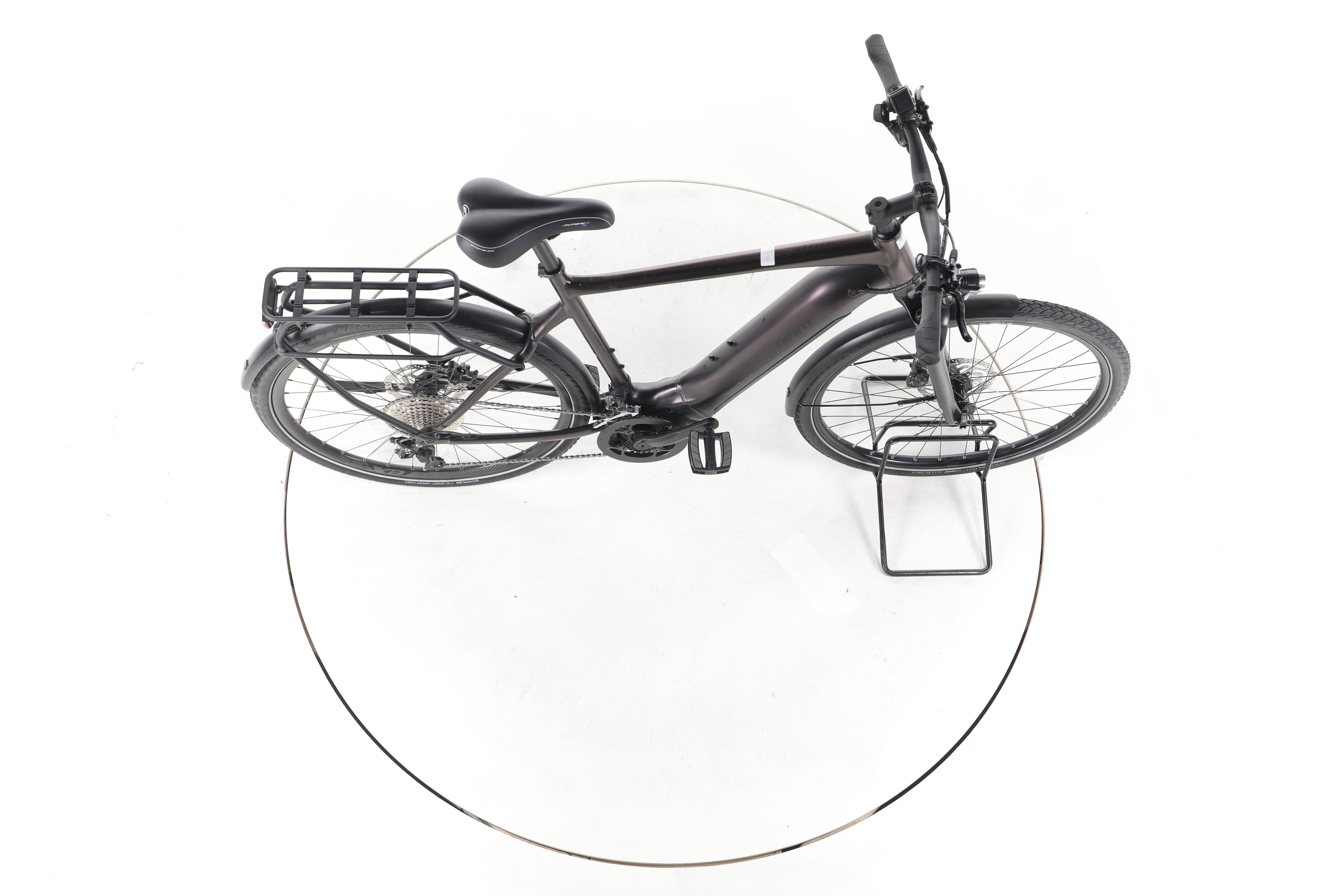 Giant Explore E+ Pro 1 Trekking E-Bike - Image 13