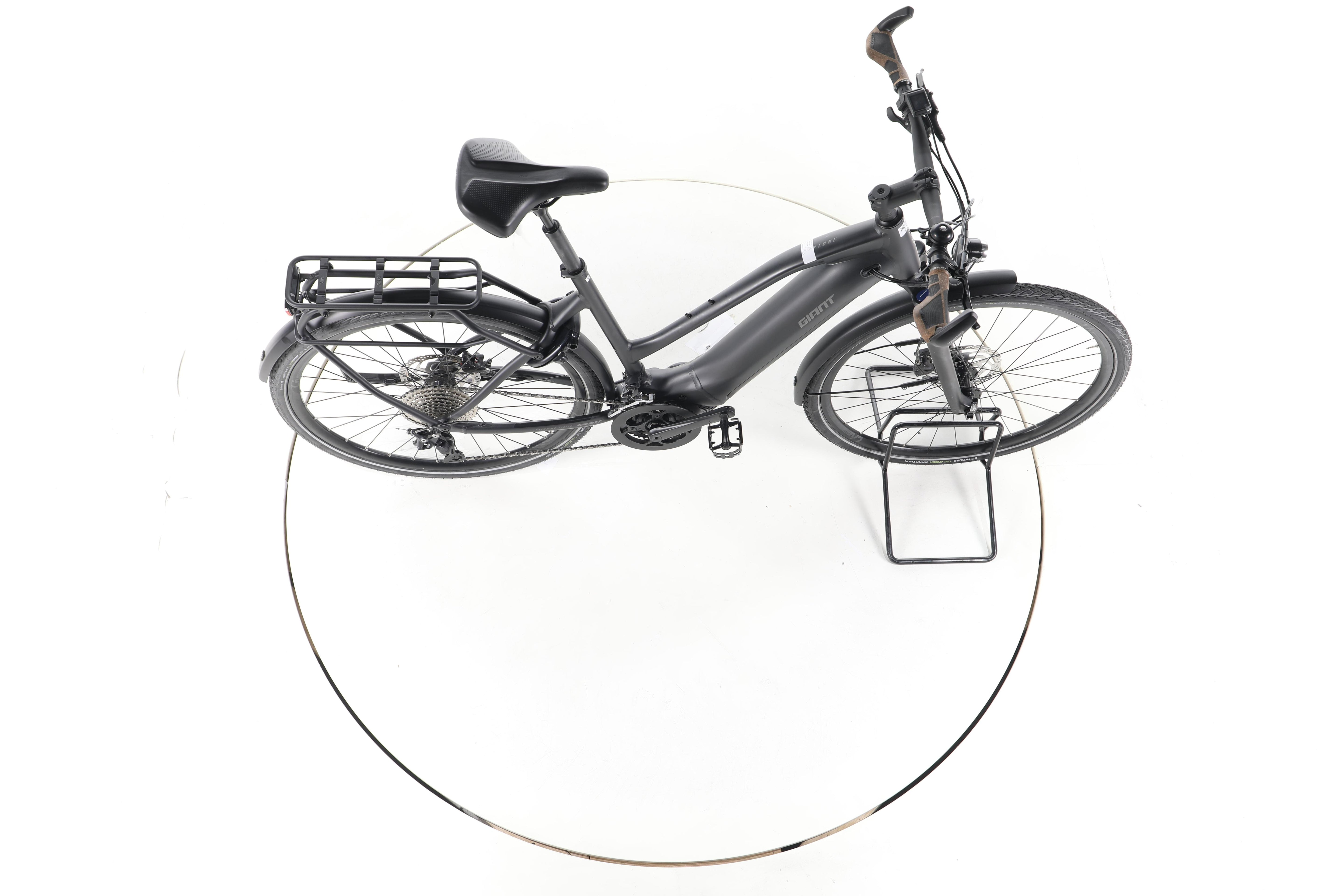 Giant Explore E+ 1 Trekking E-Bike - Image 13