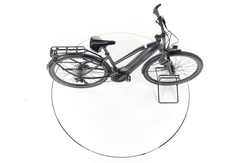 Giant Explore E+ 1 Trekking E-Bike - Image 13