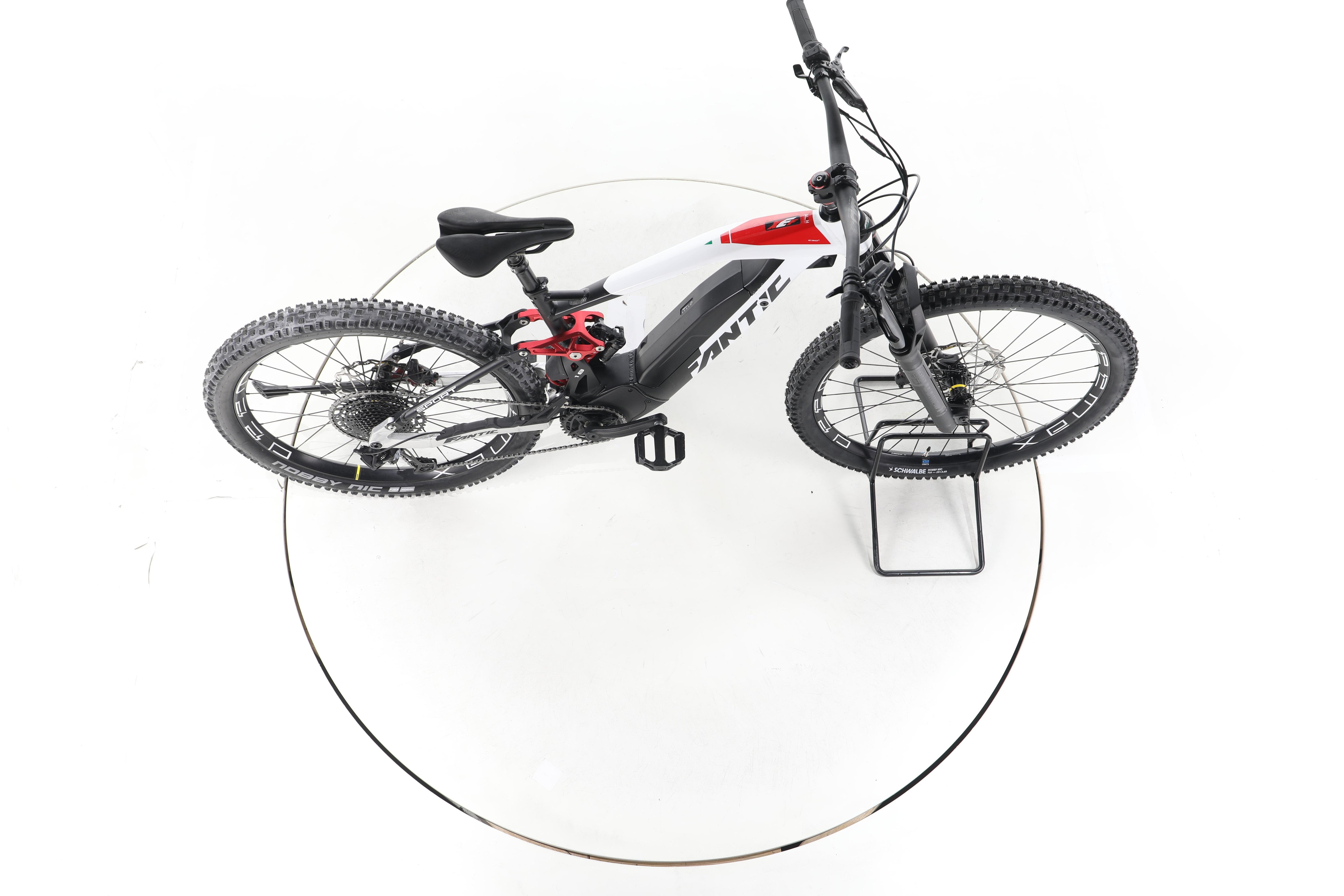 Fantic XEF 1.8 Sport Trekking E-Bike - Image 13