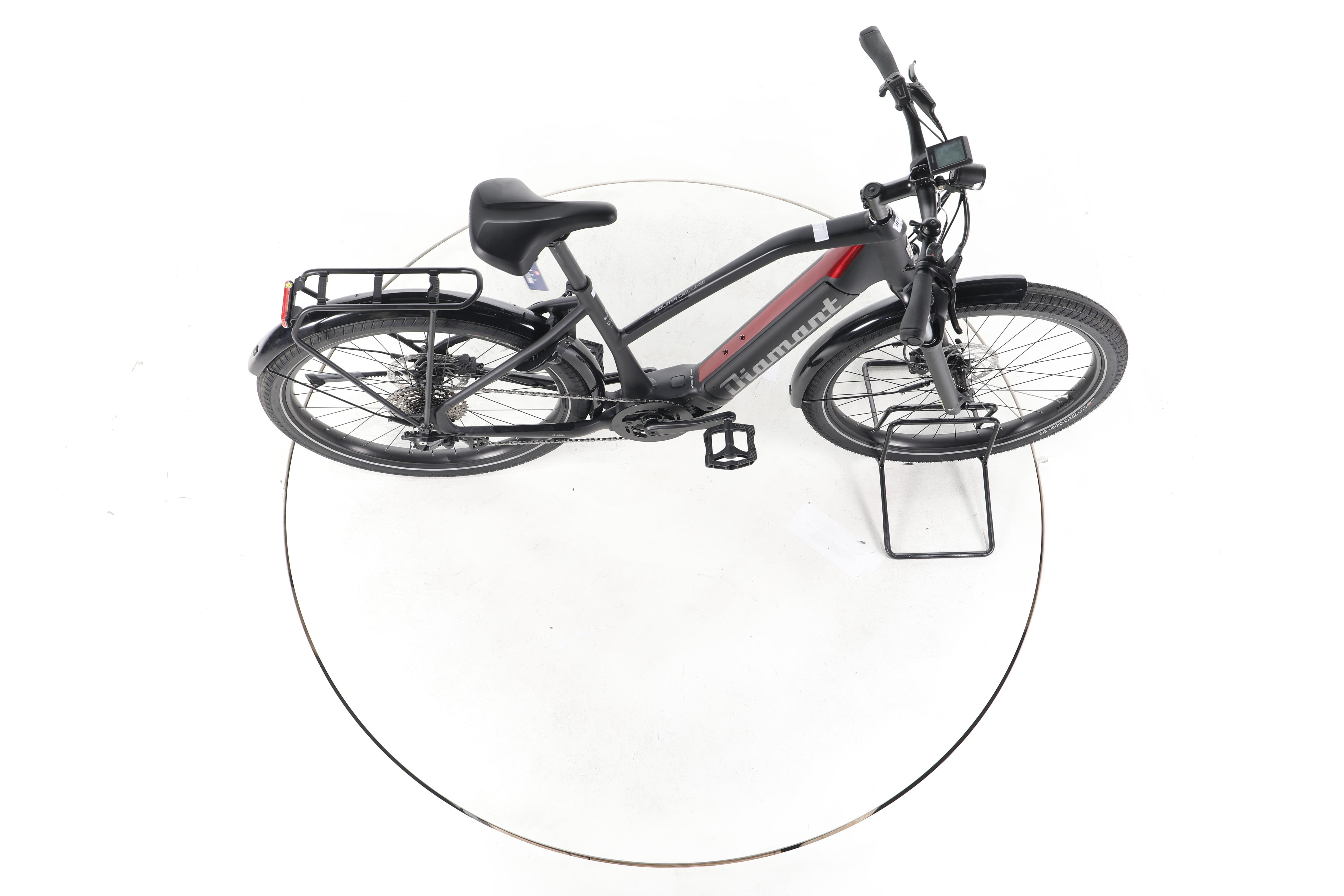 Diamant Zouma Deluxe Smart Trekking E-Bike - Image 13