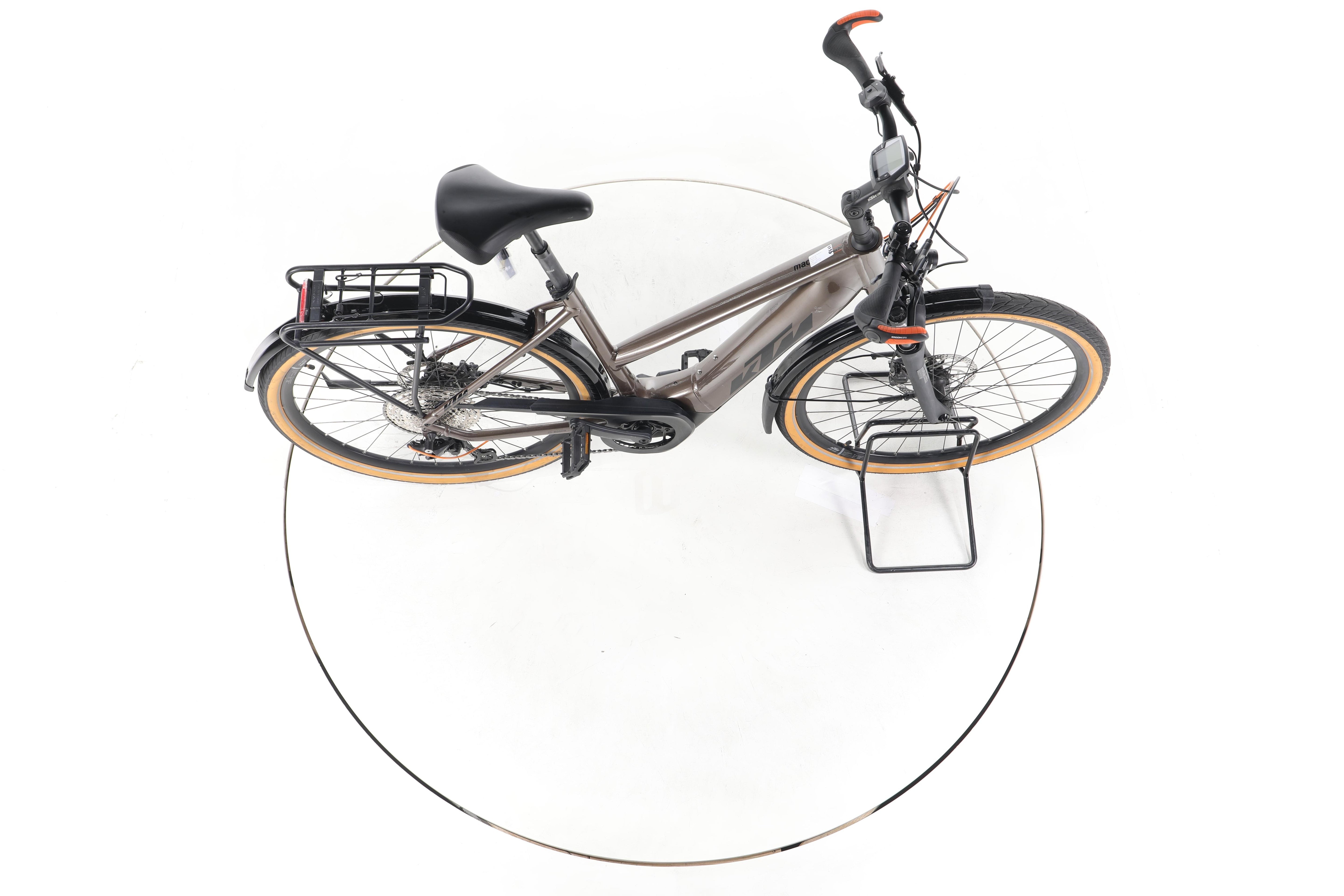 KTM Macina Ultimate Pro Trekking E-Bike - Image 13