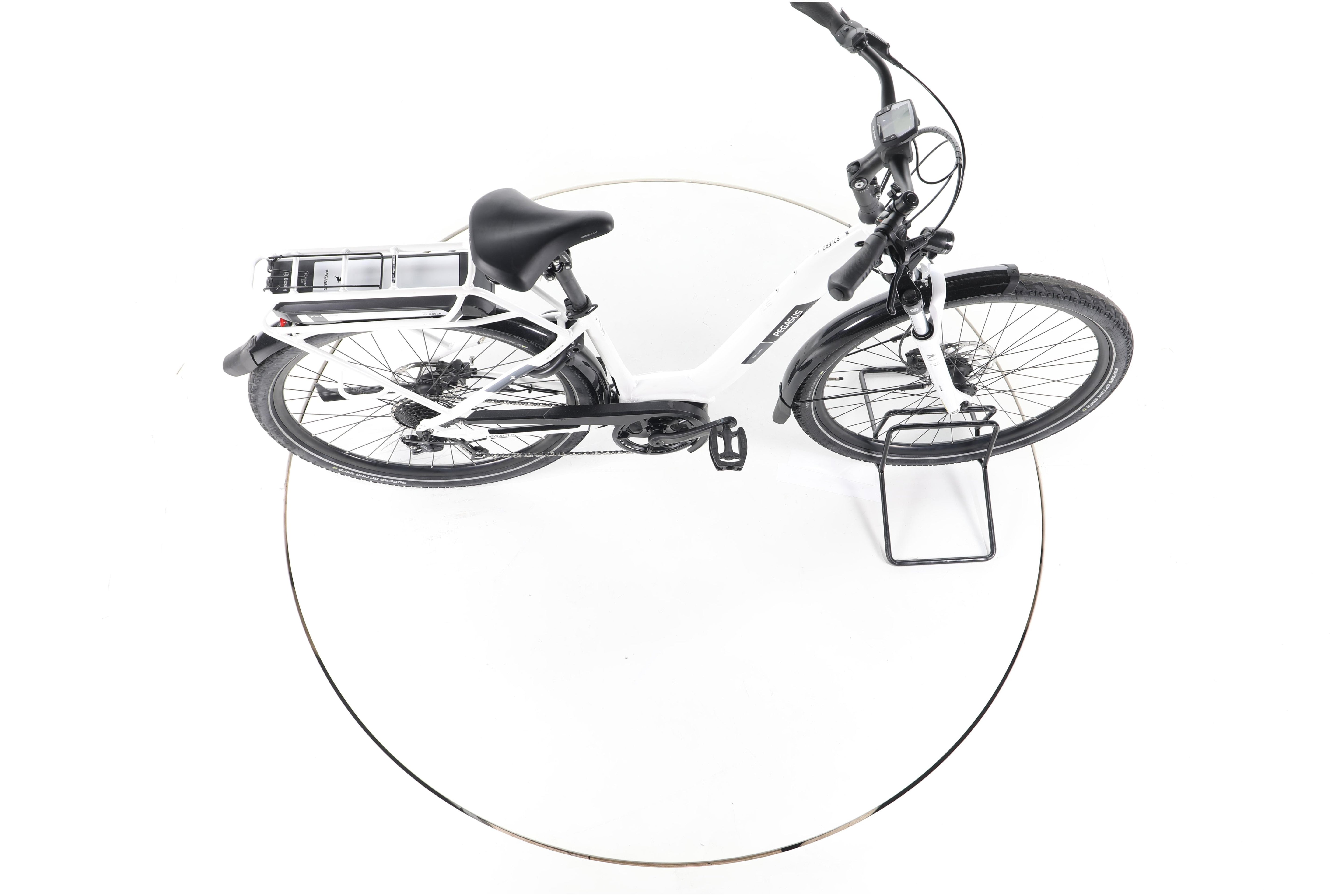 Pegasus Solero E9 Performance Trekking E-Bike Tiefeinsteiger - Image 13