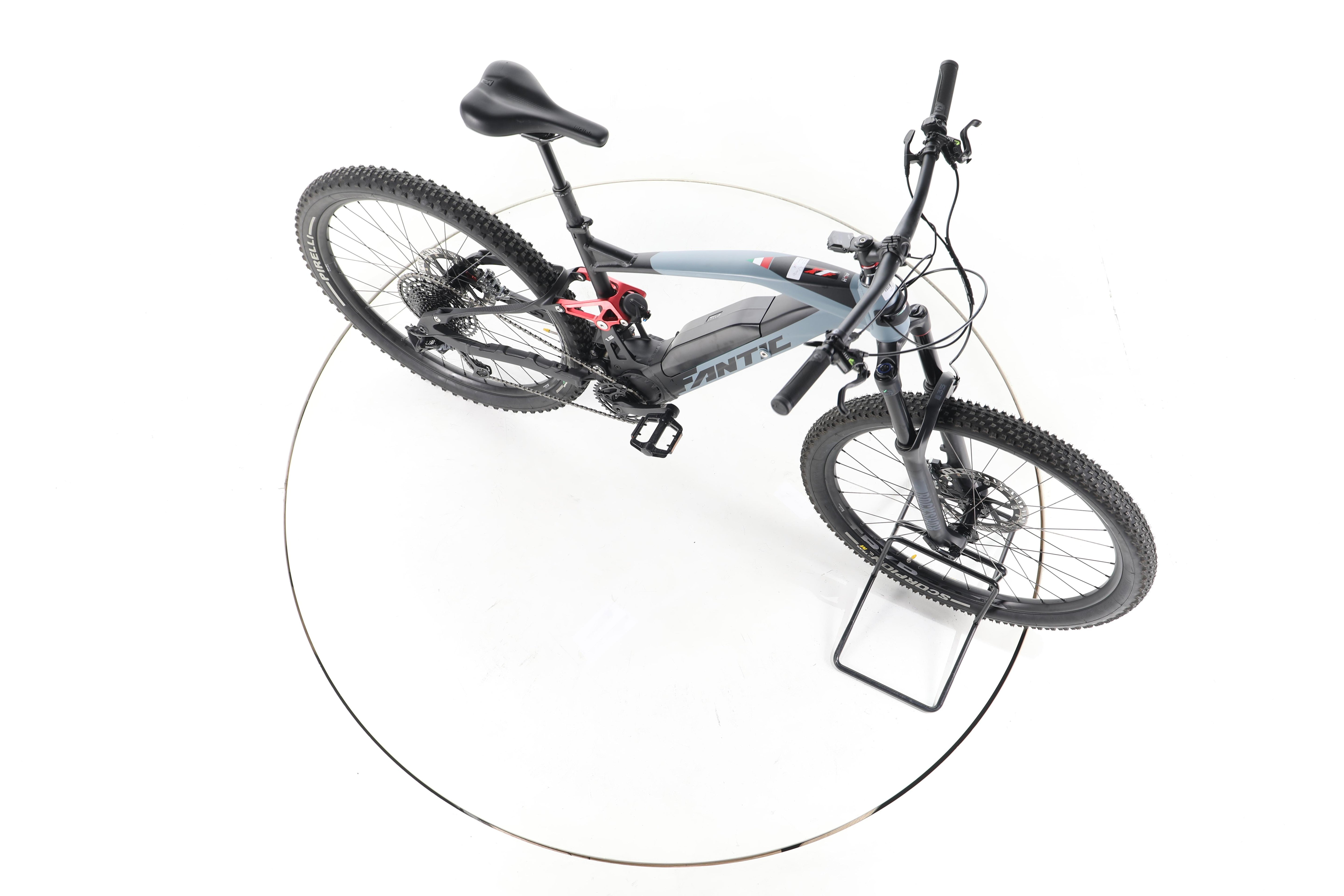 Fantic XTF 1.5 E-Bike Fully - Image 14