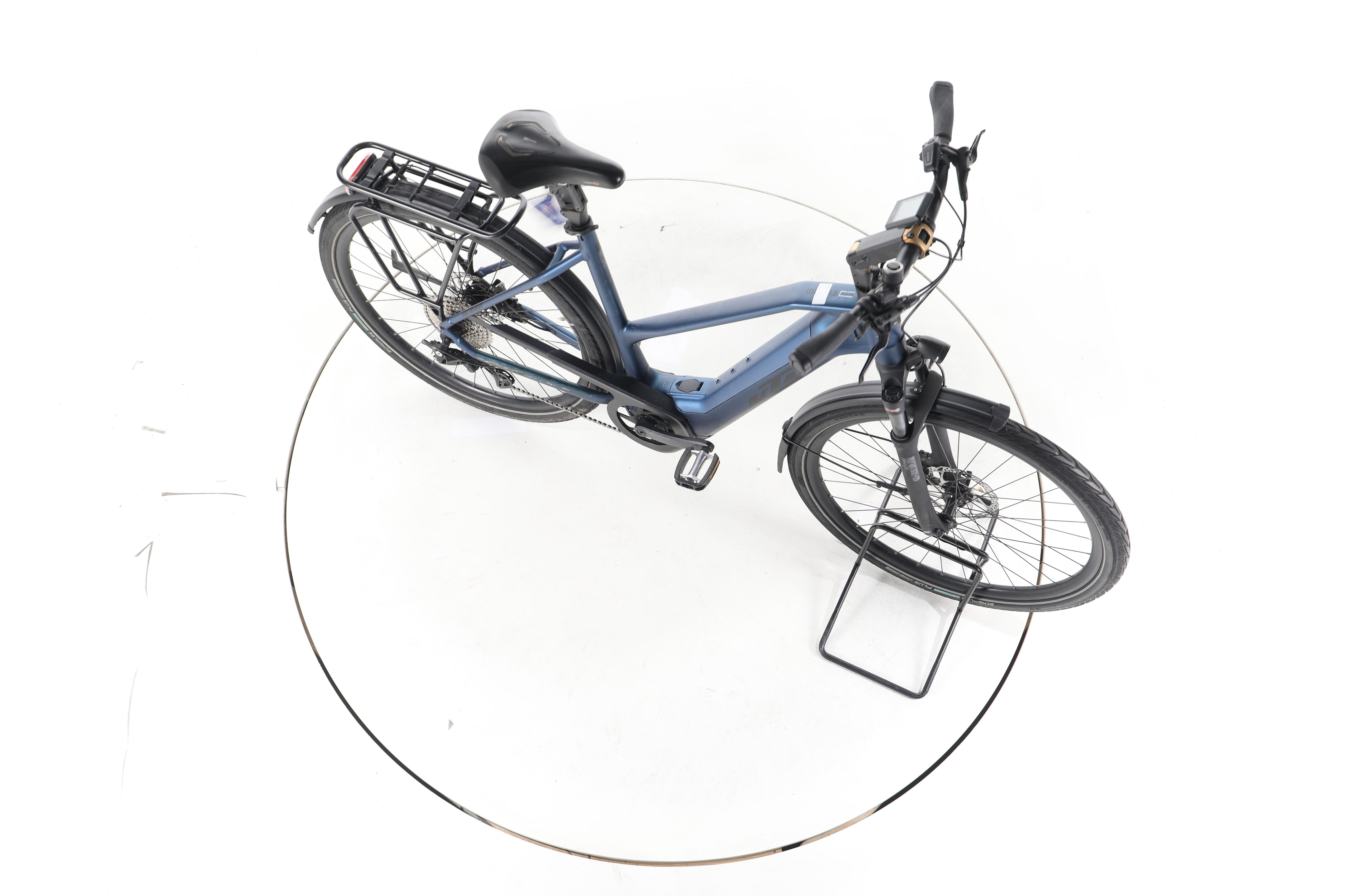 KTM Macina Style 730 Trekking E-Bike - Image 14
