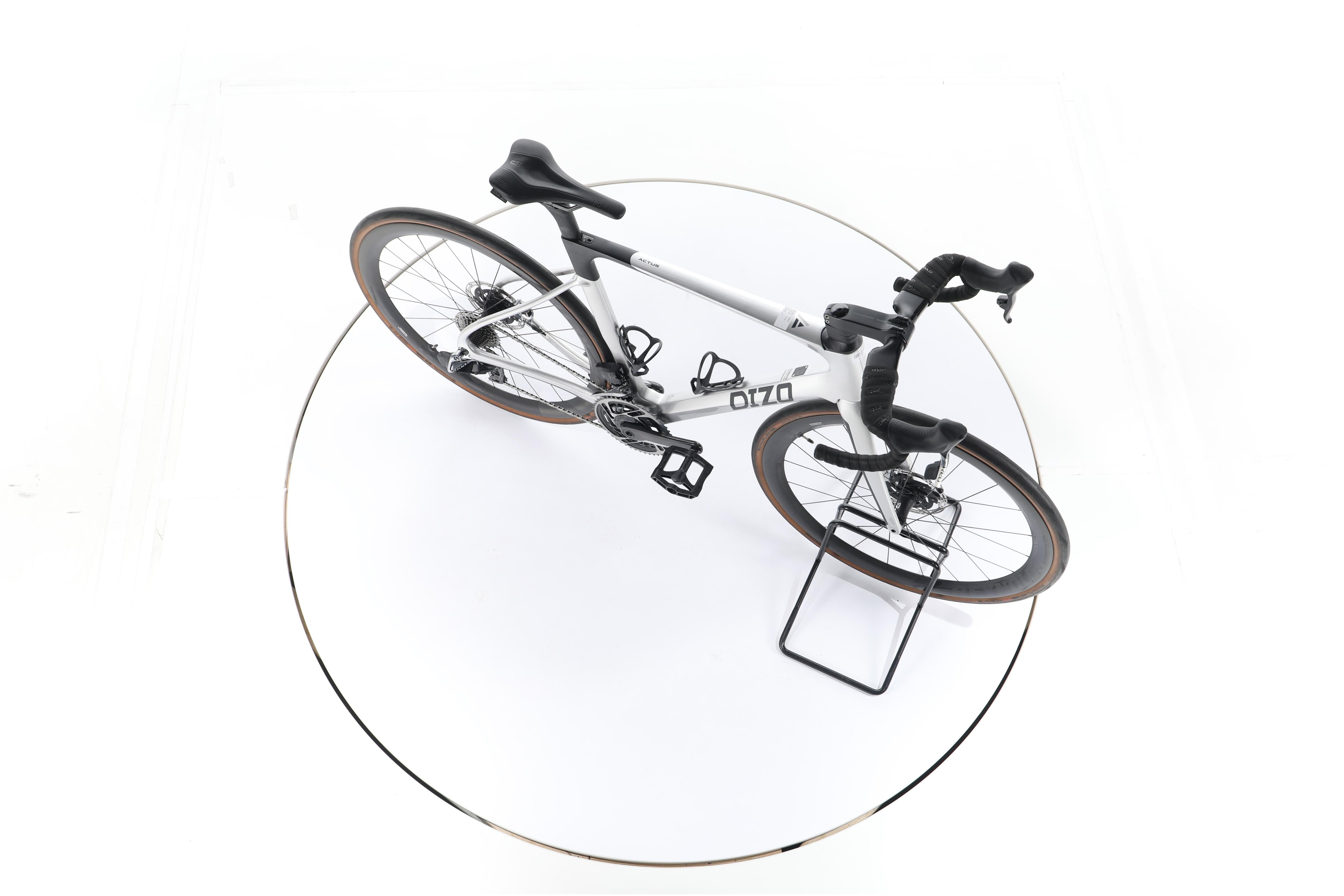 DIZO Actus Rennrad Carbon 2024 - Image 14