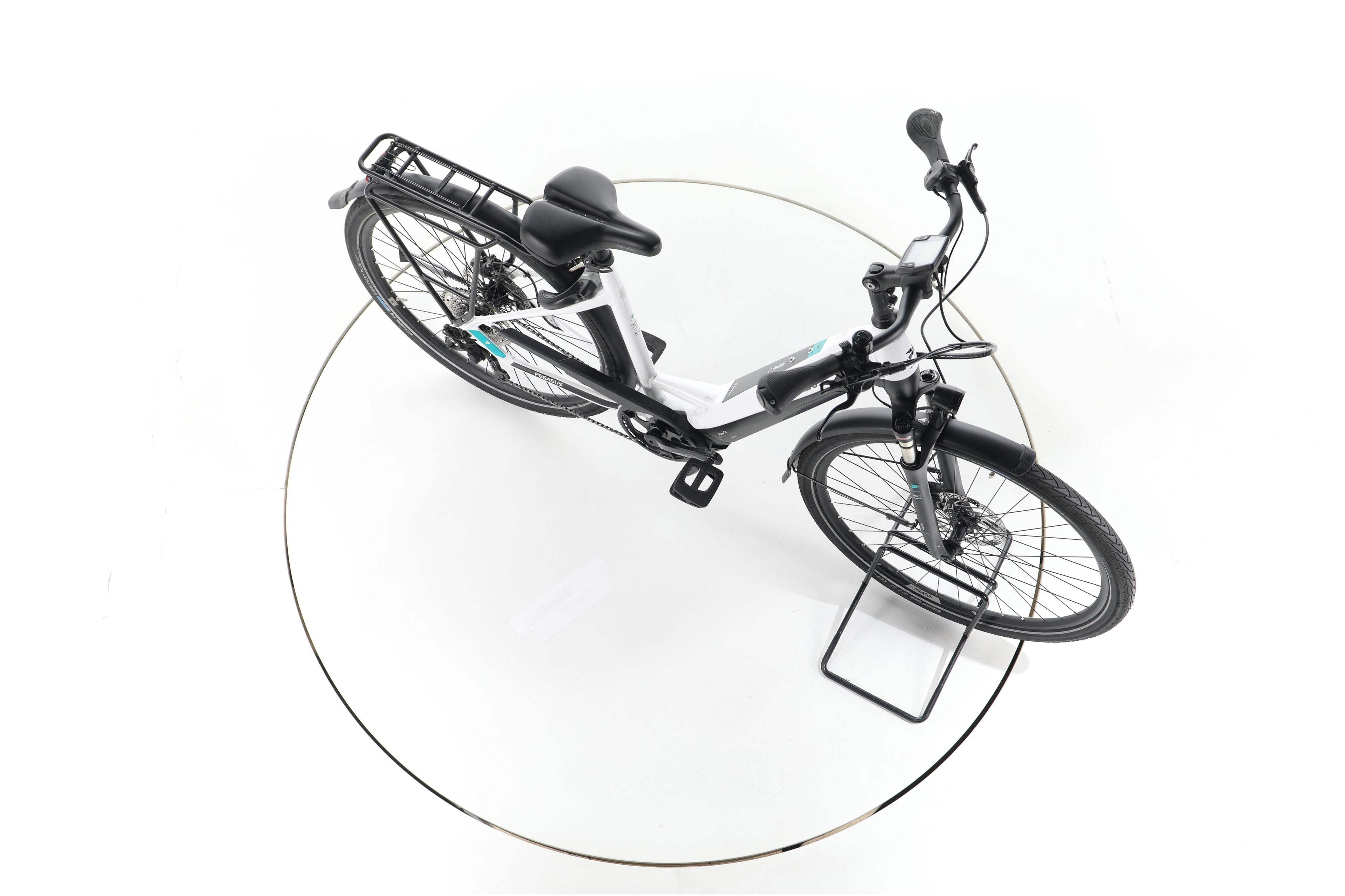 Pegasus Premio EVO 10 Lite Trekking E-Bike Tiefeinsteiger - Image 14