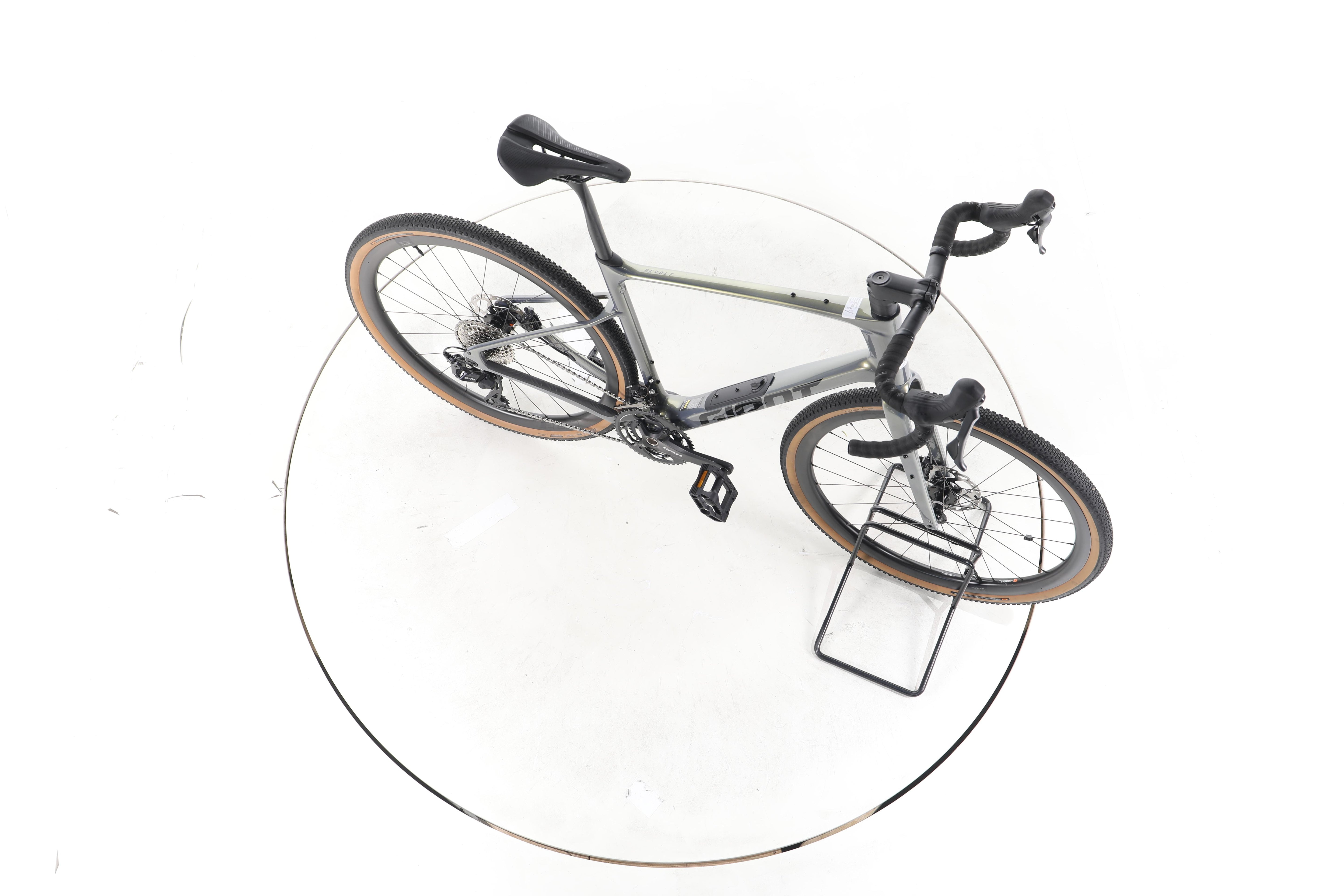 Giant Revolt Advanced 0 Gravelbike Carbon - Image 14