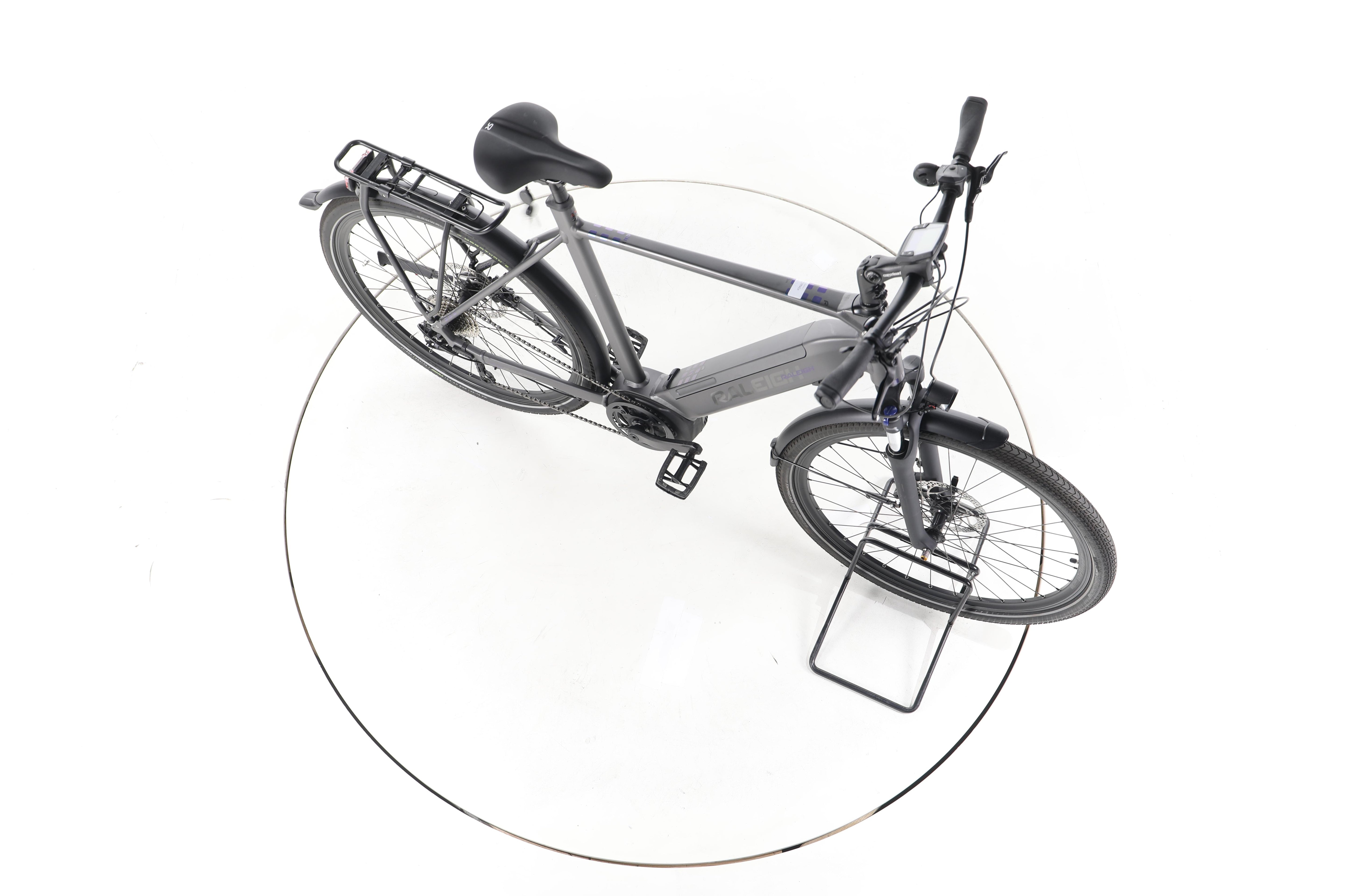 Raleigh Kent 10 Trekking E-Bike - Image 14
