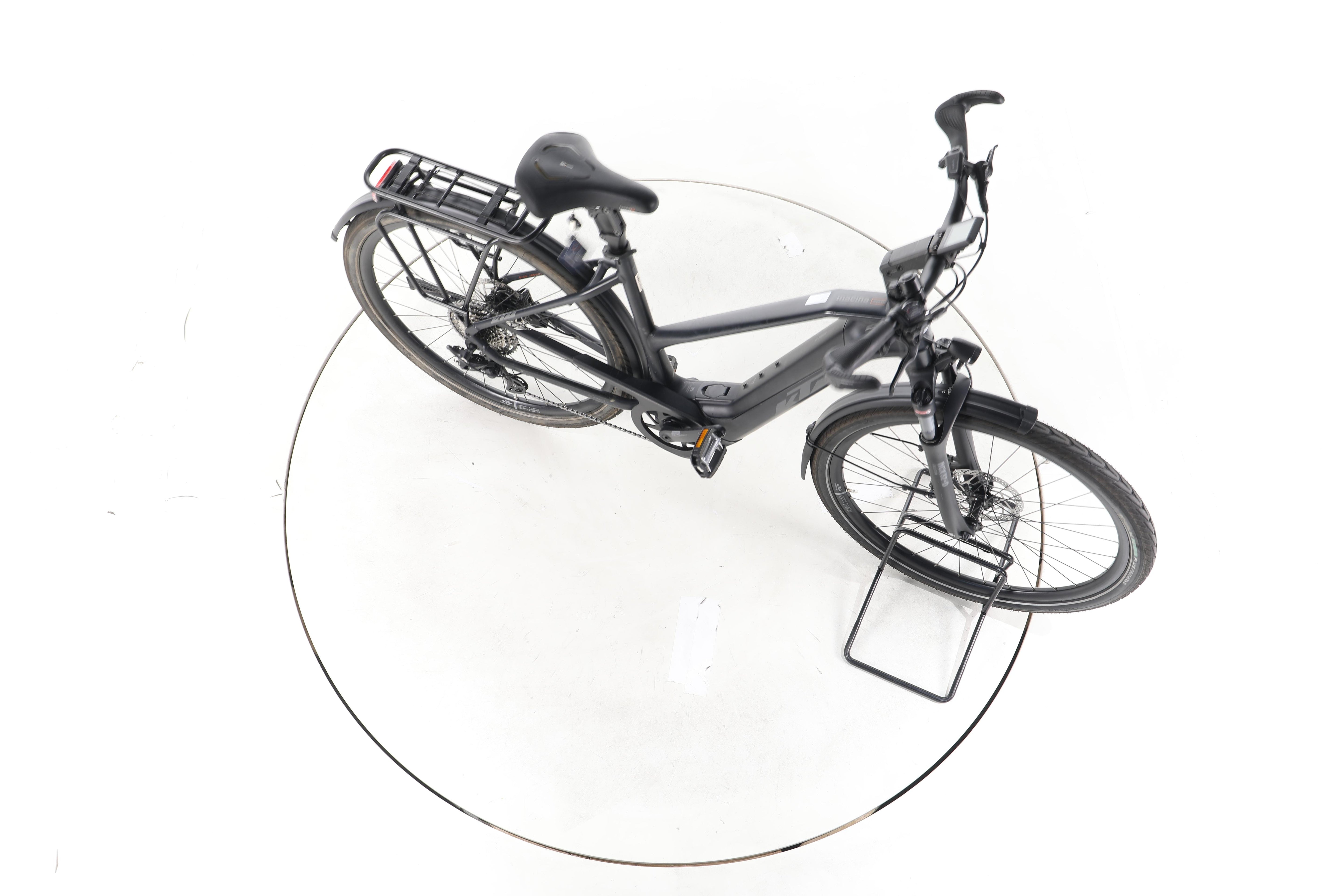 KTM Macina Style 730 Trekking E-Bike - Image 14