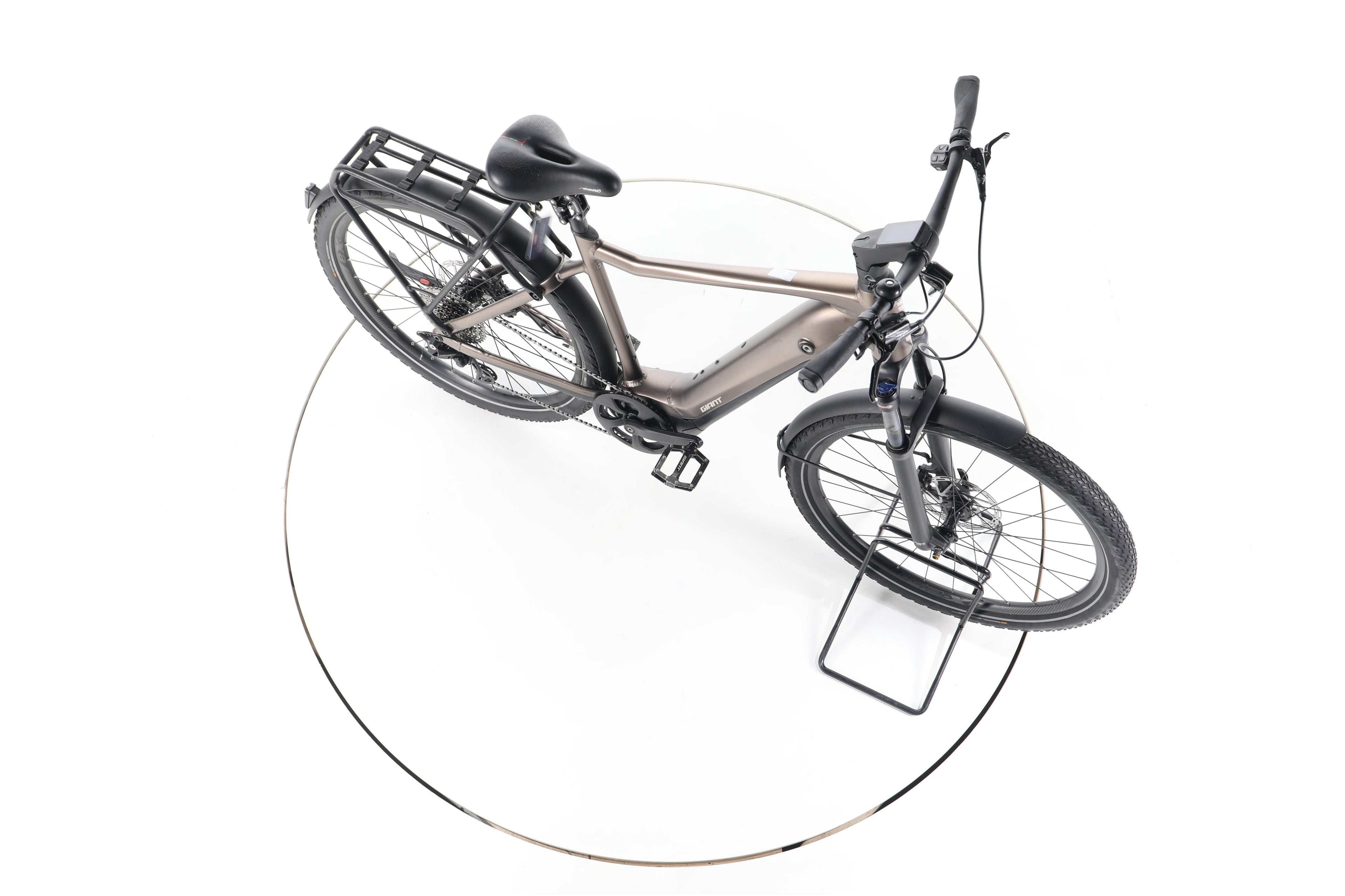 Giant Explore E+ Pro 1 Trekking E-Bike - Image 14