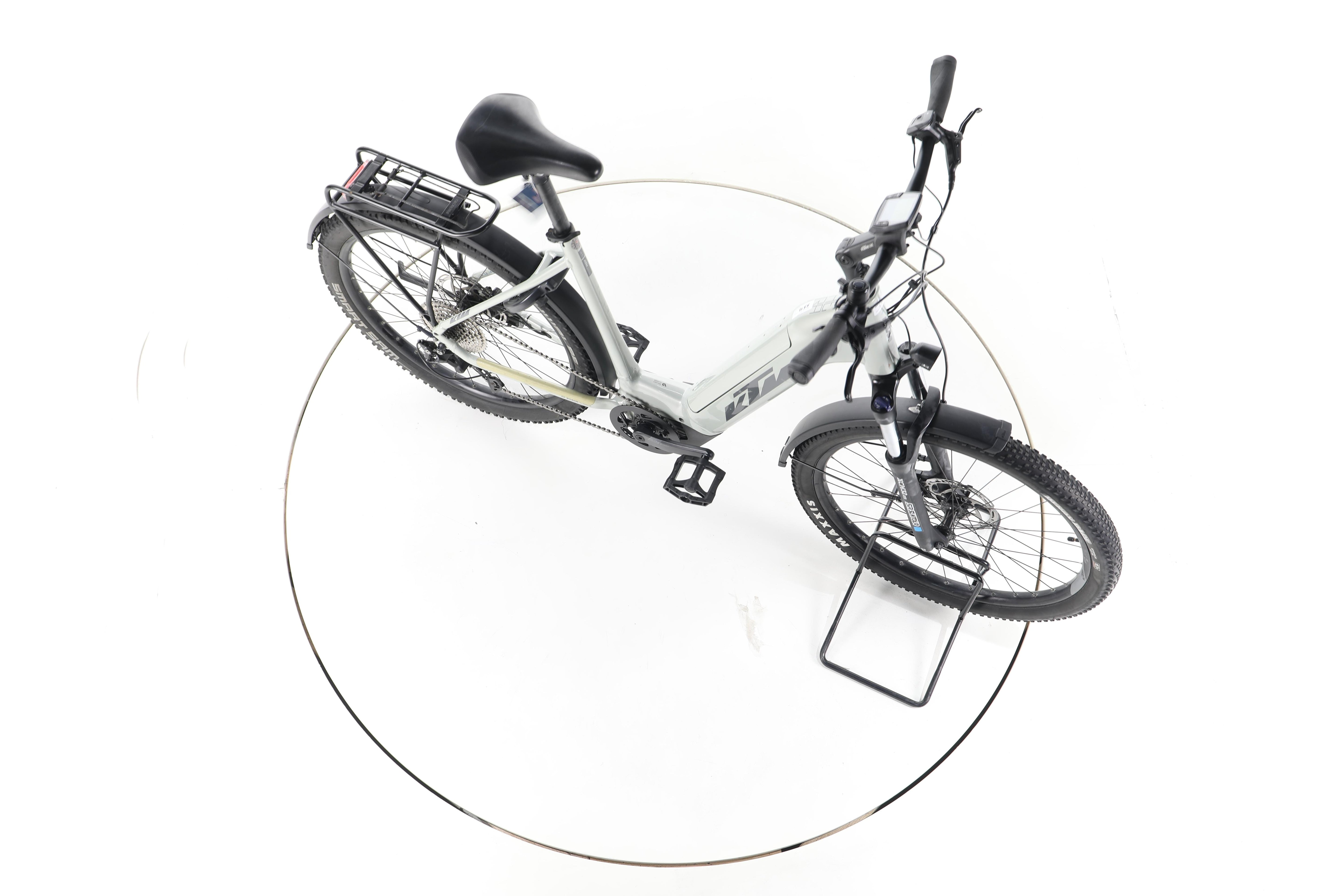 KTM Macina aera 571 LFC Trekking E-Bike Tiefeinsteiger - Image 14
