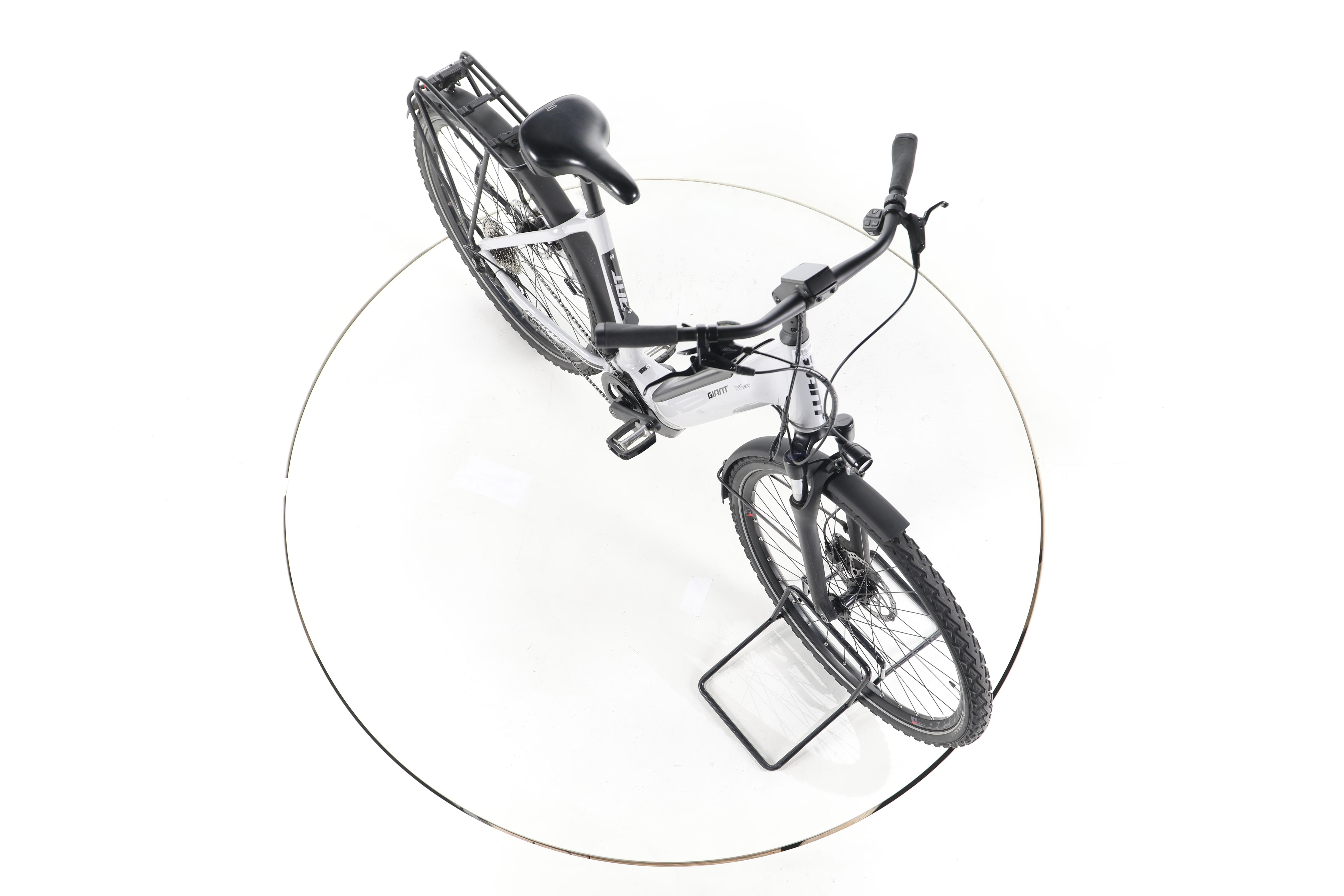 Giant DailyTour E+ 3 Trekking E-Bike Tiefeinsteiger - Image 15