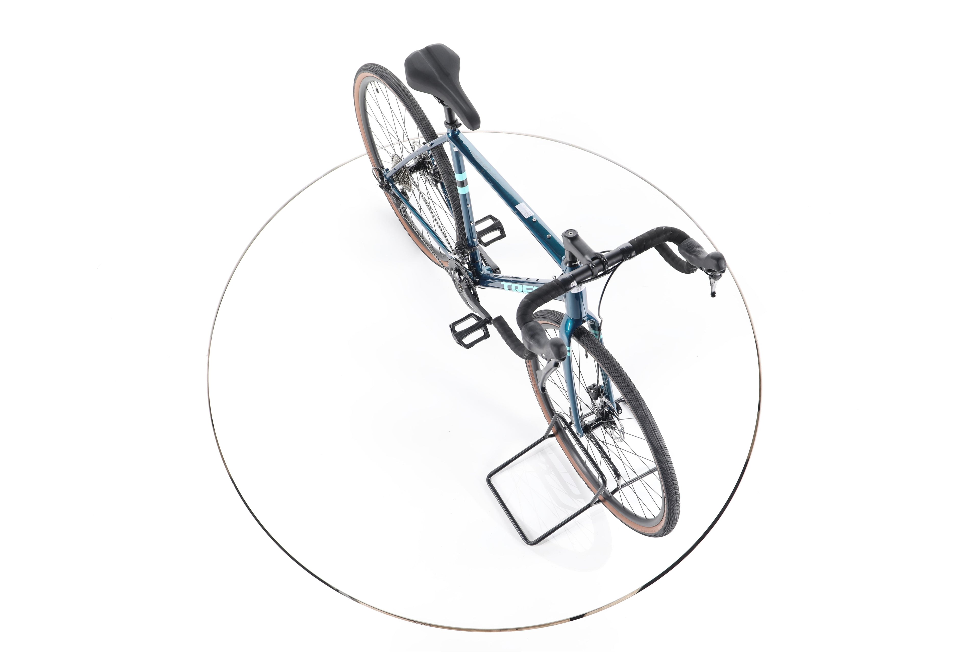 Trek Checkpoint ALR 4 - Image 15