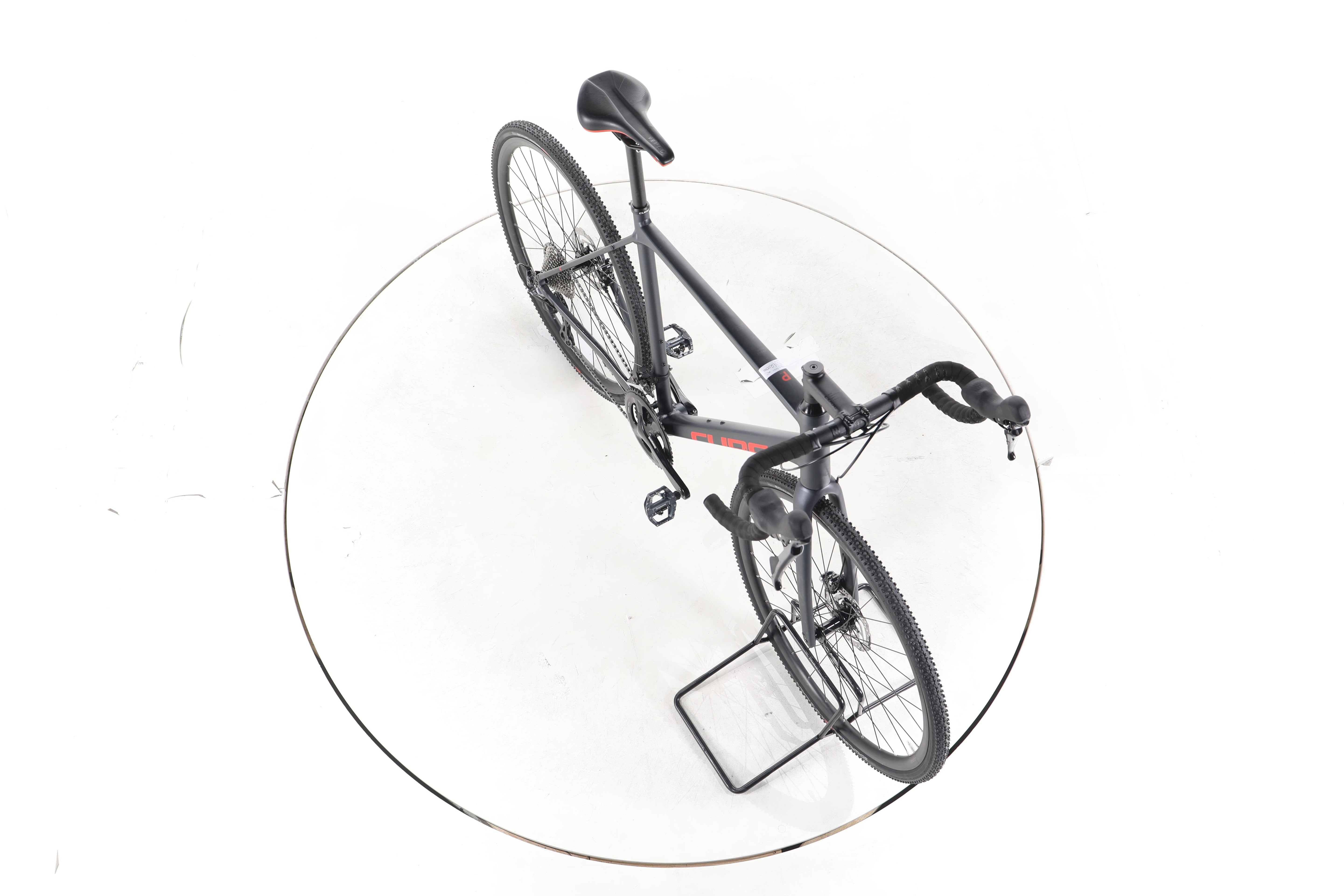 Cube Cross Race C:62 Pro Gravelbike - Image 15